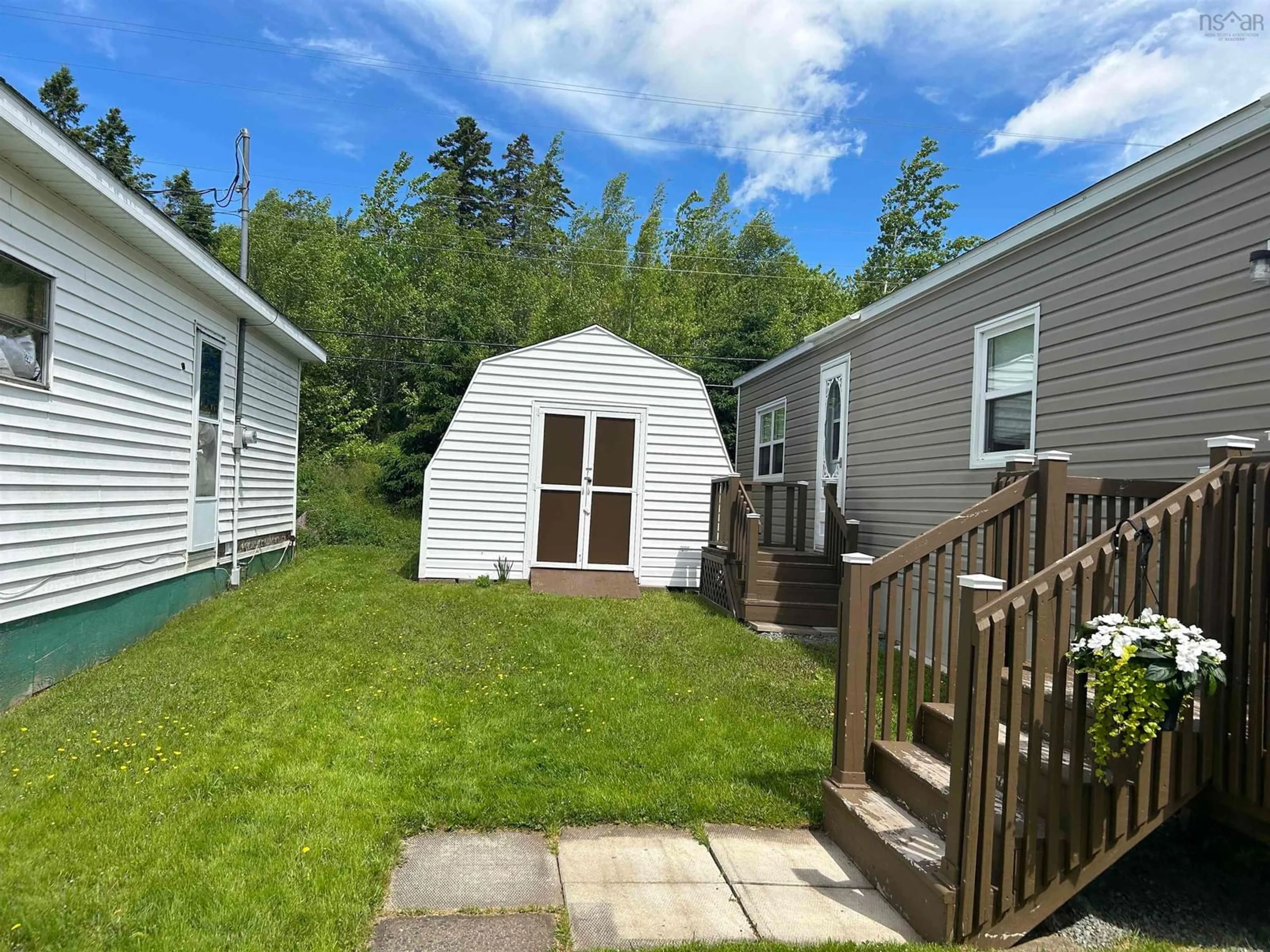 Shed for 41 Parkwood Avenue, North Grant Nova Scotia B2G 2L1