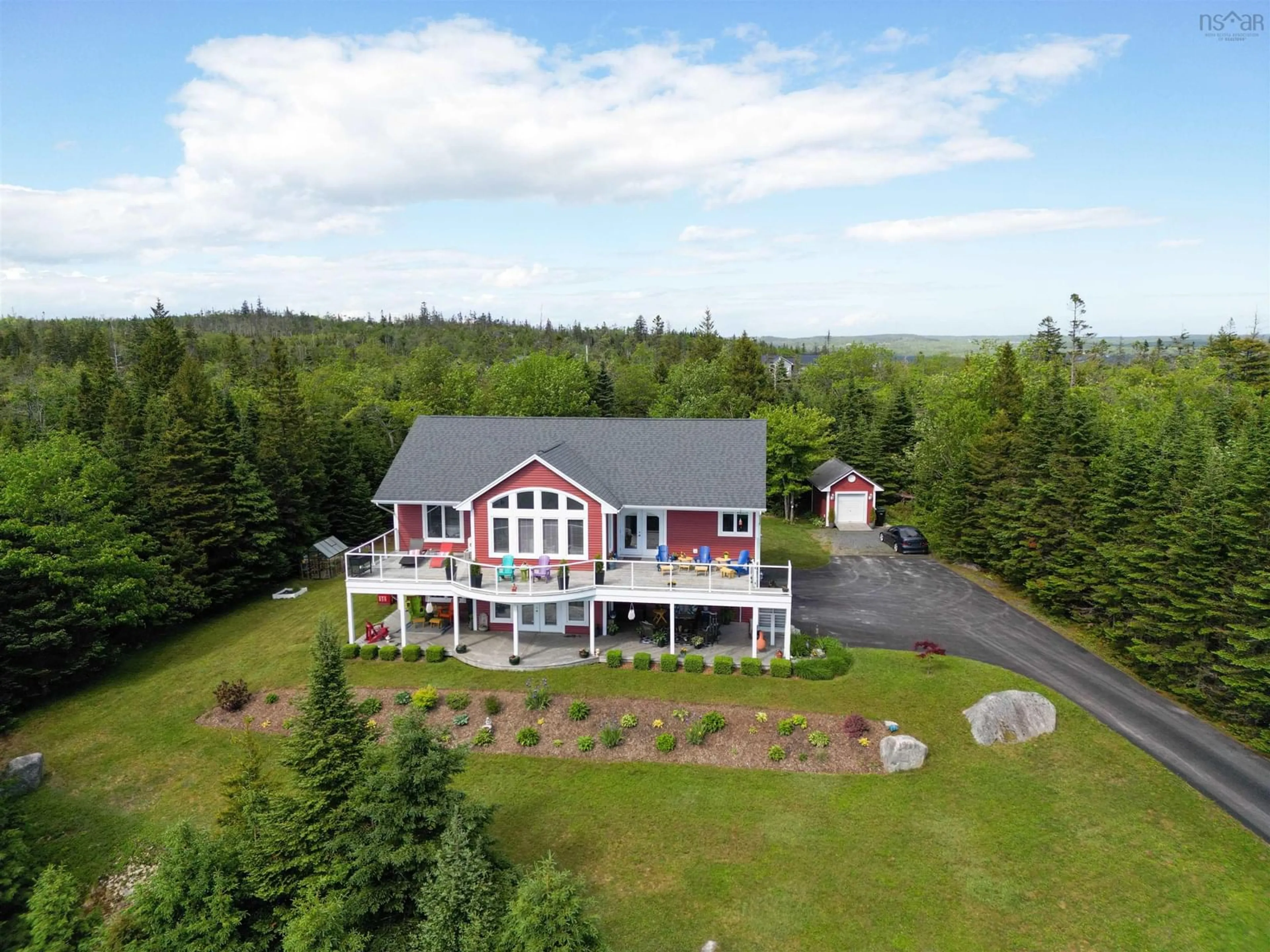 Outside view for 26 Amelinda Cres, Boutiliers Point Nova Scotia B3Z 1X5
