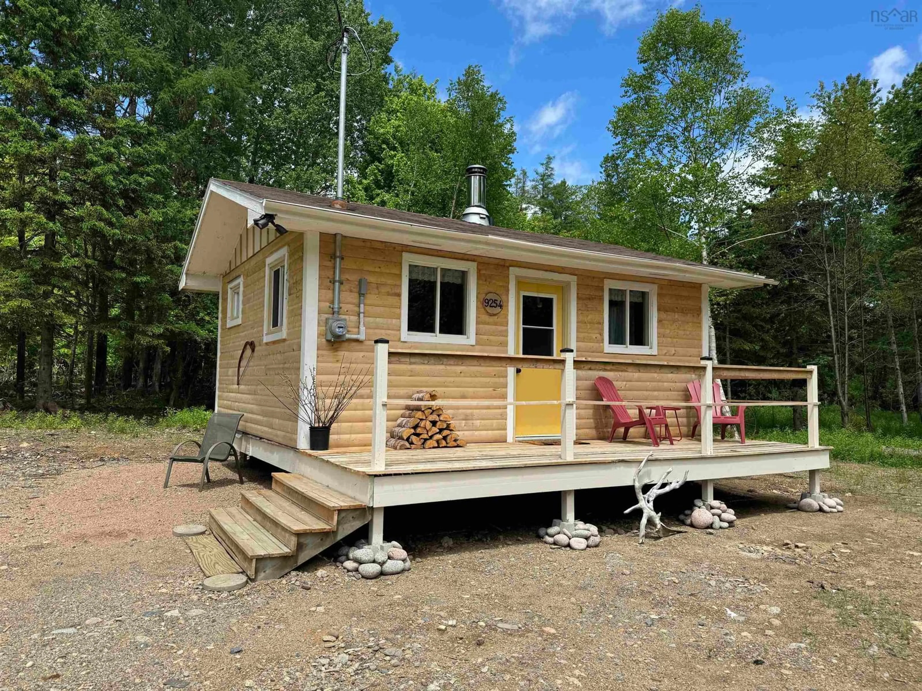 Cottage for 9254 Marble Mountain Rd, Valley Mills Nova Scotia B0E 2Y0