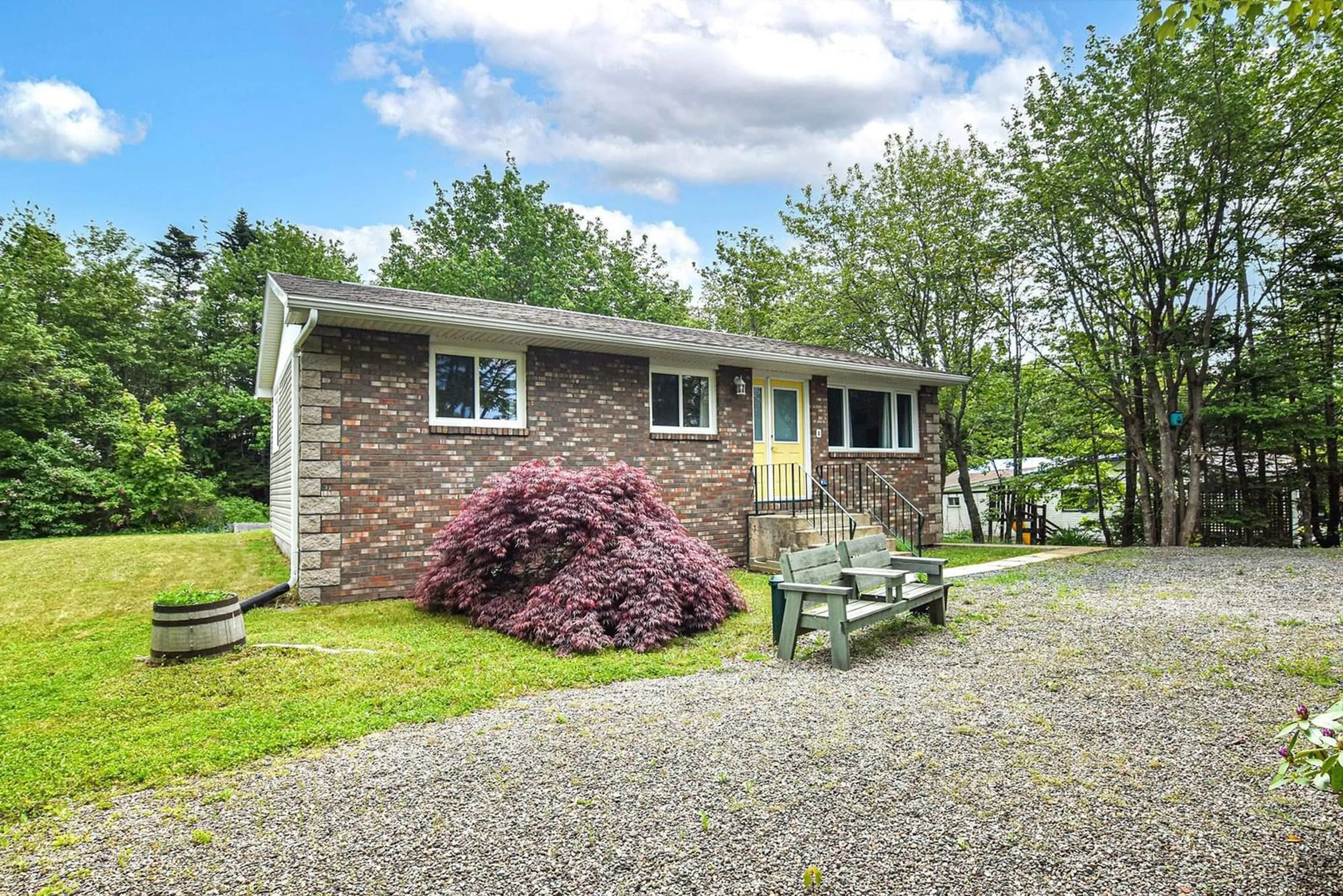 Cottage for 80 Club Rd, Hatchet Lake Nova Scotia B3T 1R1