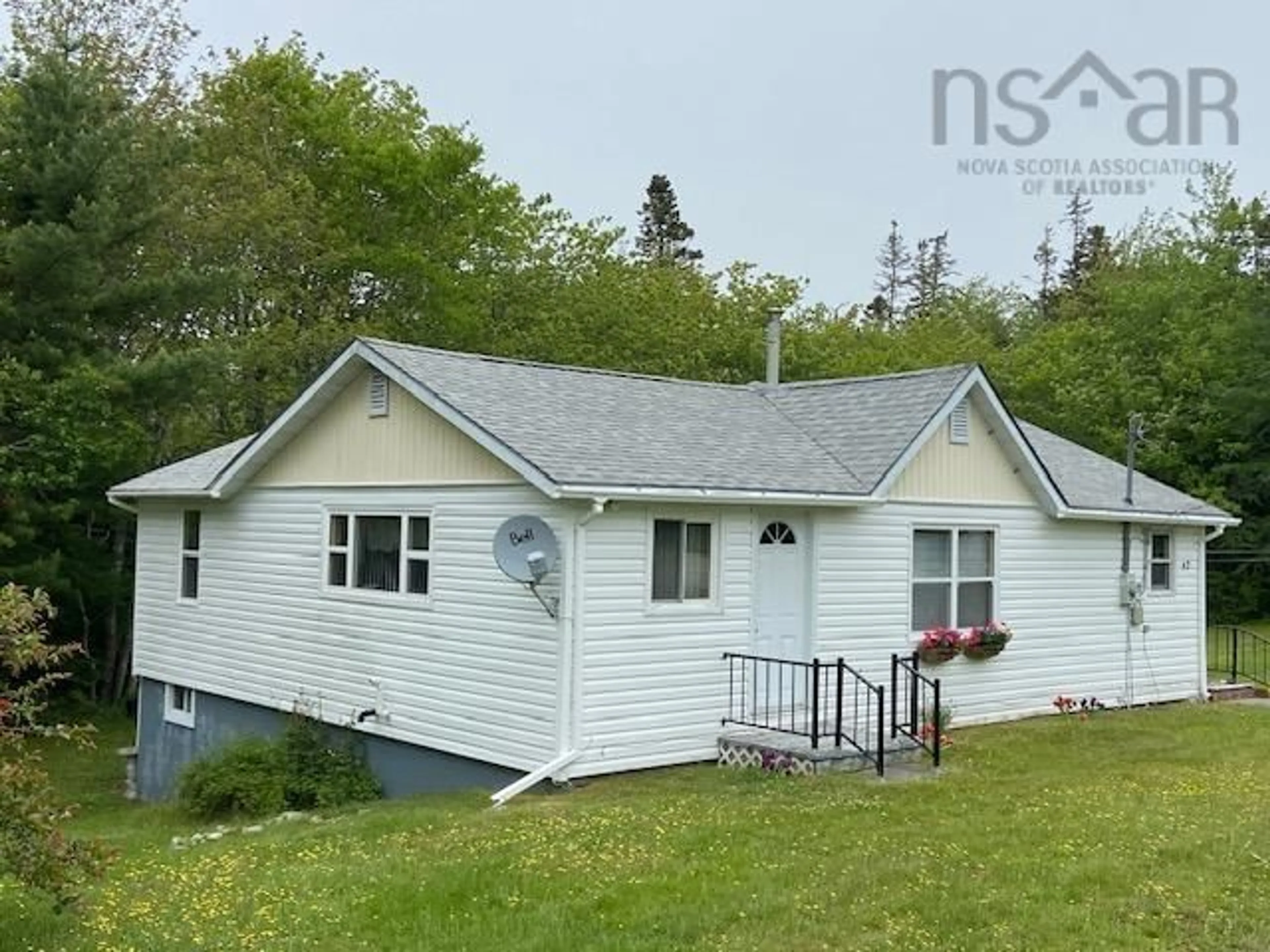 Cottage for 92 Church Rd, East Green Harbour Nova Scotia B0T 1L0