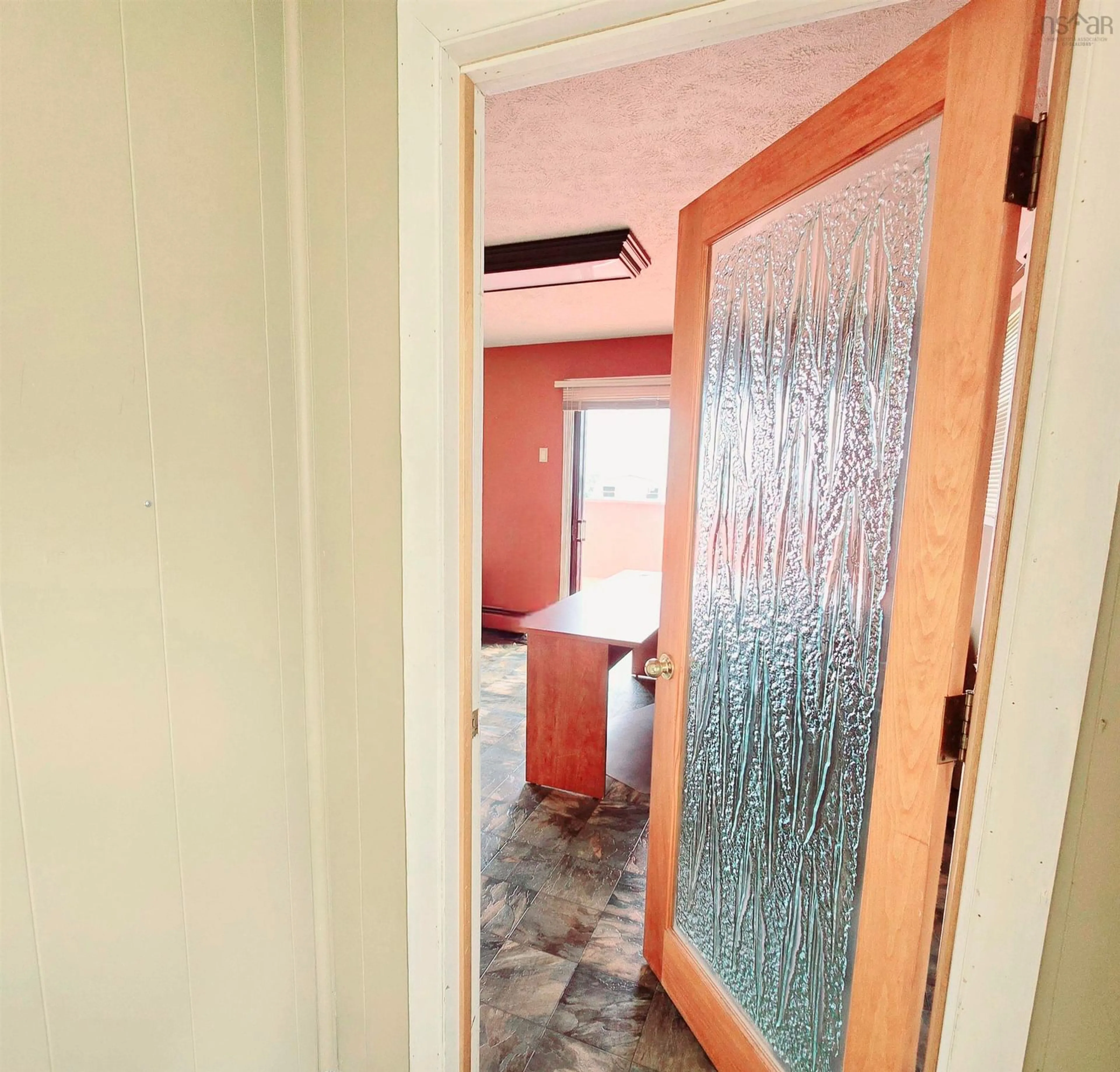 Indoor entryway for 7561 Main St, Louisbourg Nova Scotia B1C 1J7