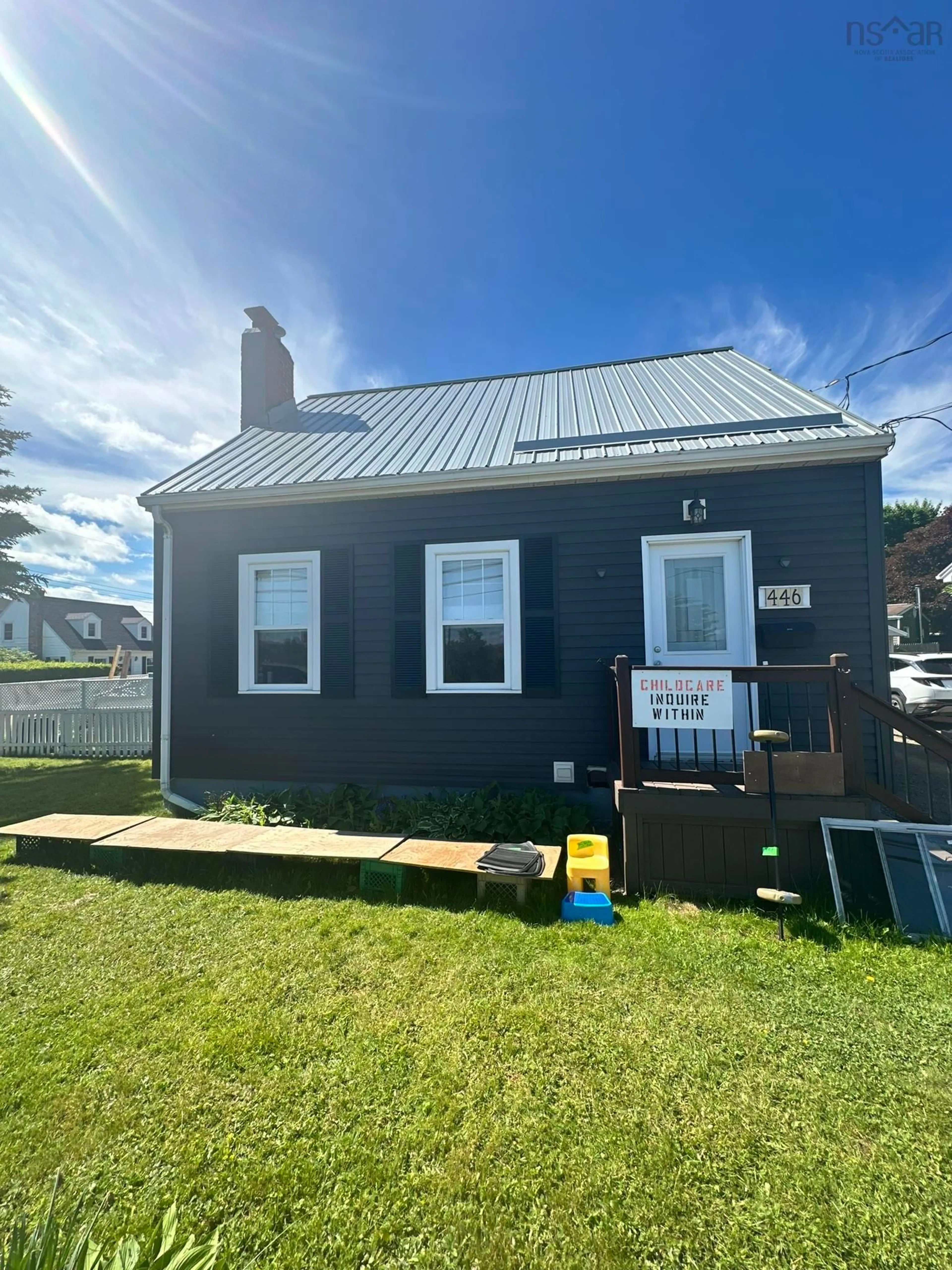 Frontside or backside of a home for 446 Robie St, Truro Nova Scotia B2N 1M2