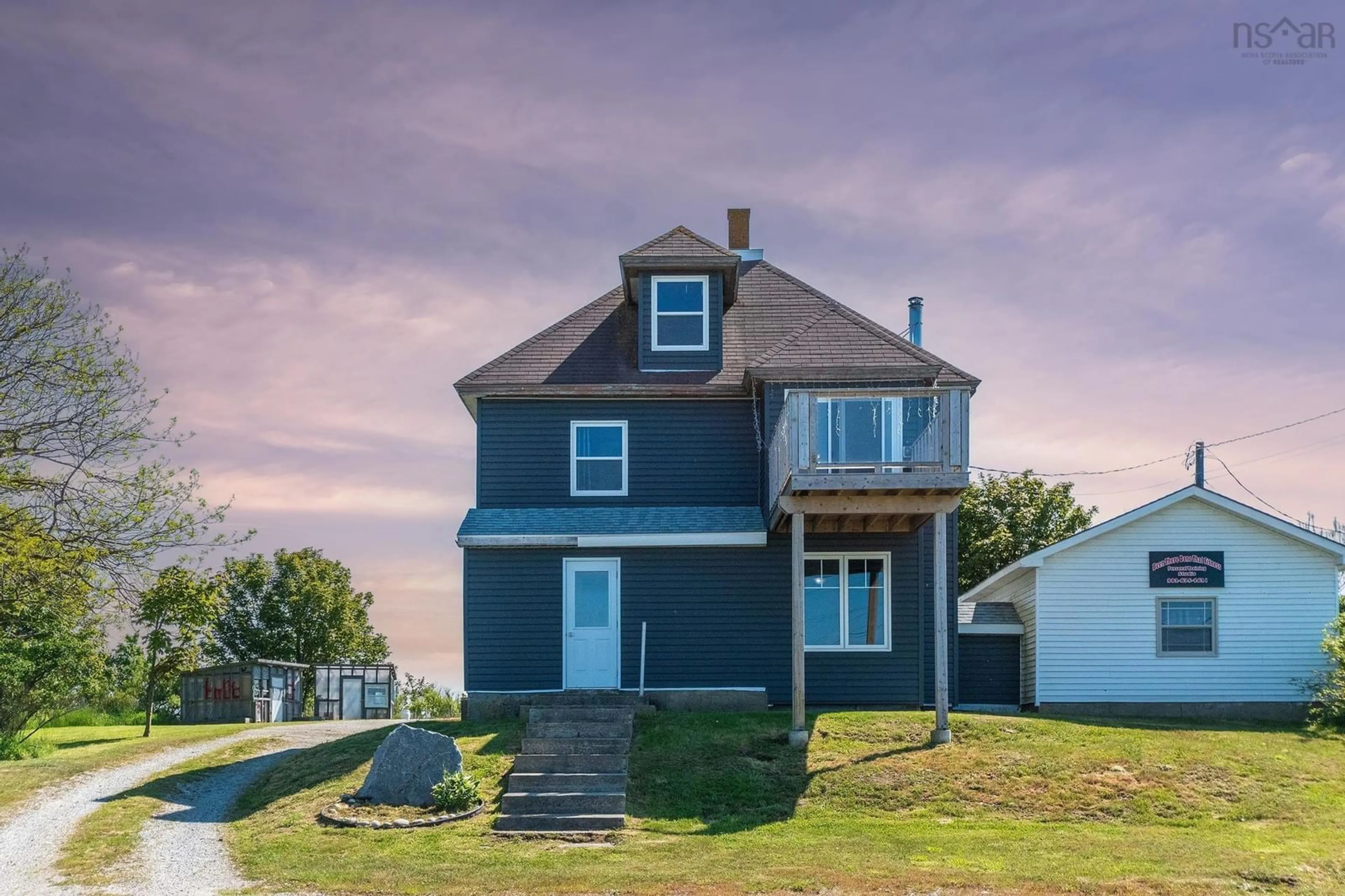 Frontside or backside of a home for 1 Atlantic St, Clark's Harbour Nova Scotia B0W 1P0