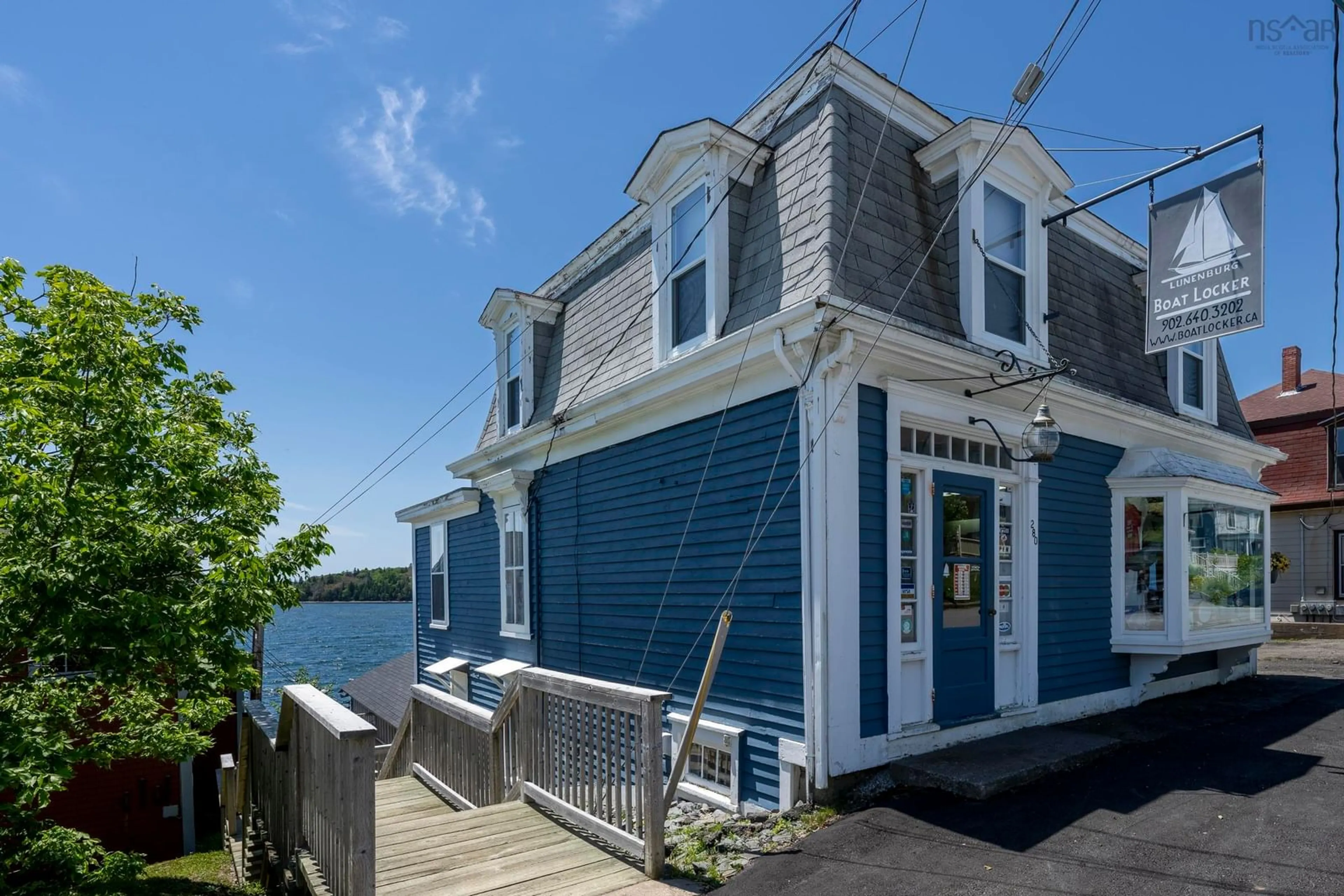 A pic from exterior of the house or condo for 280 Montague St, Lunenburg Nova Scotia B0J 2C0