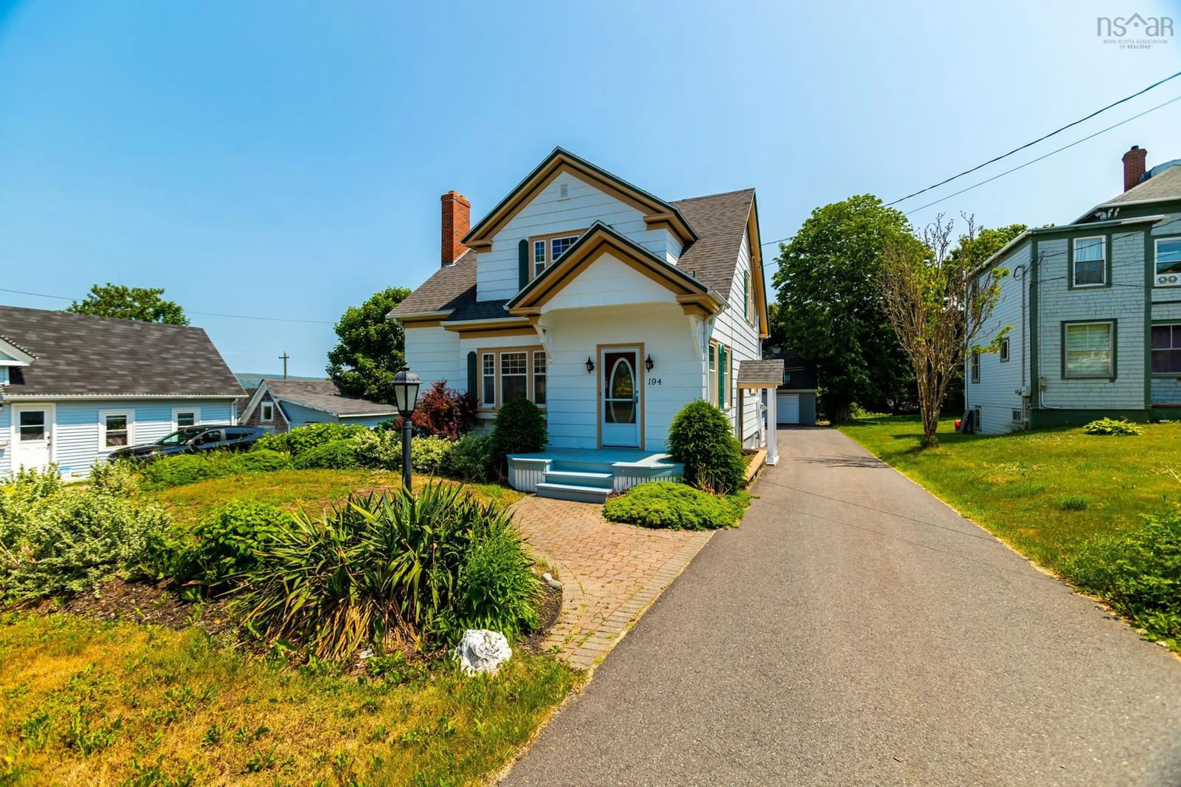 Cottage for 194 Queen St, Digby Nova Scotia B0S 1A0