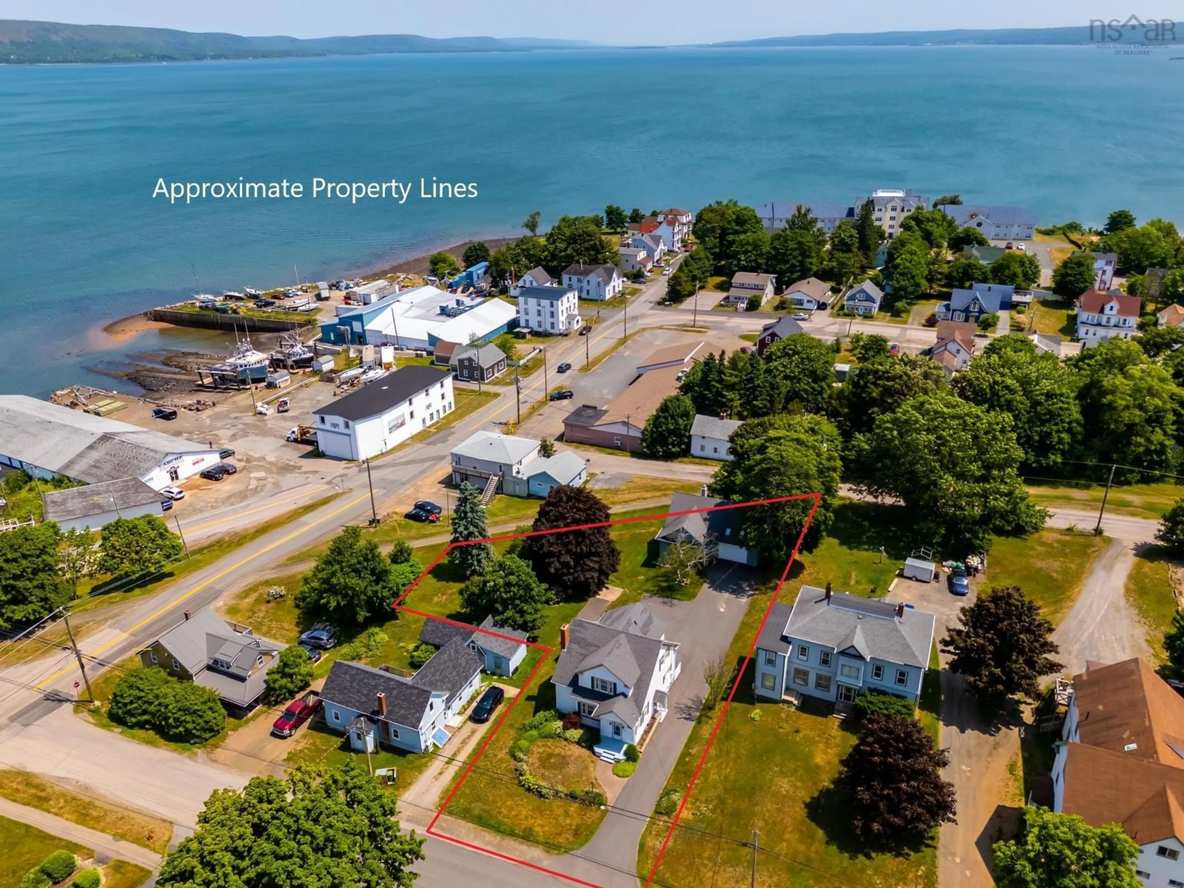 Lakeview for 194 Queen St, Digby Nova Scotia B0S 1A0