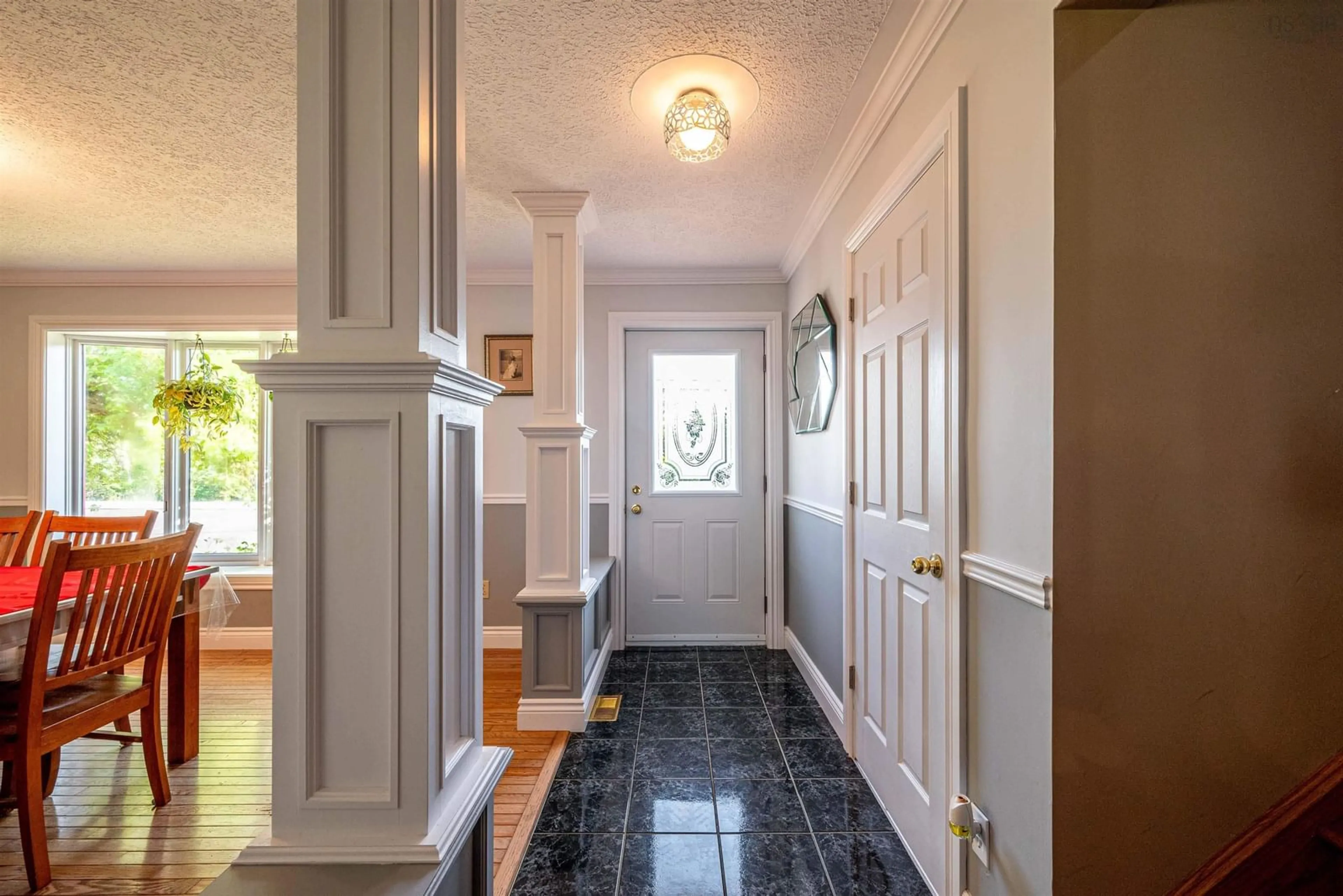 Indoor entryway for 2467 Lawrencetown Rd, Lawrencetown Nova Scotia B2Z 1L6