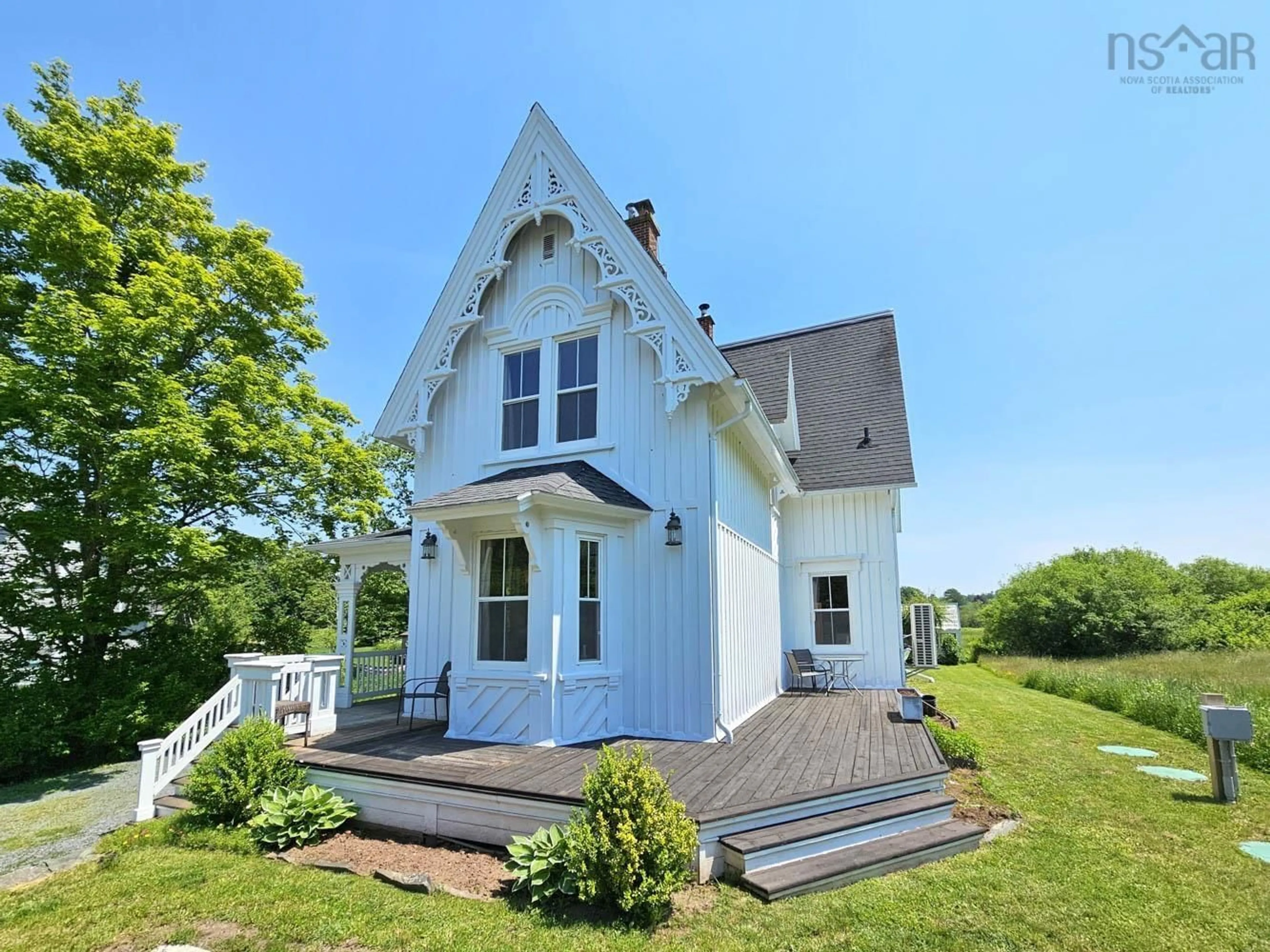 Cottage for 40 Cedar Rd, Maitland Nova Scotia B0N 1T0