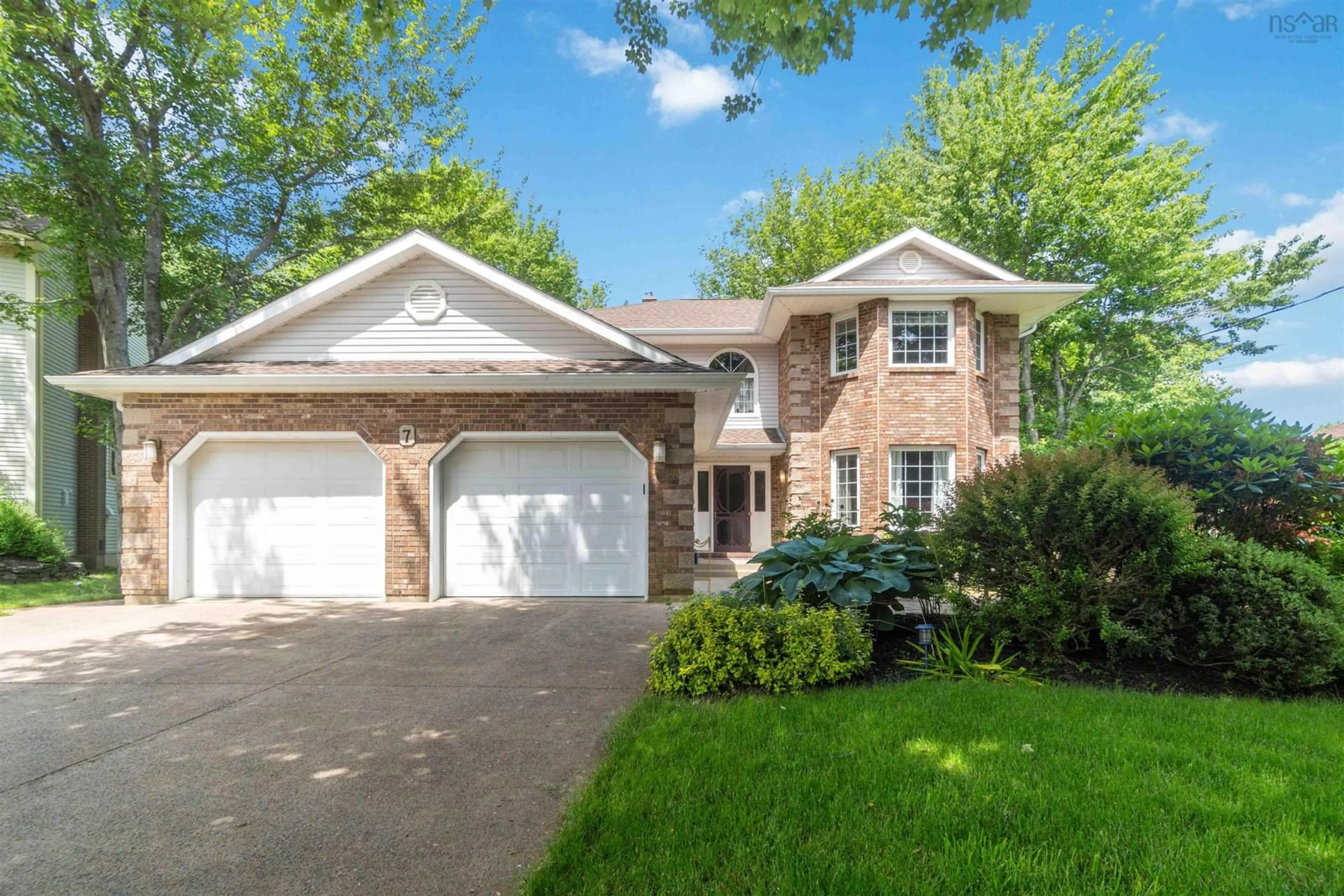 Frontside or backside of a home, cottage for 7 Holly Lane, Dartmouth Nova Scotia B2X 3S1