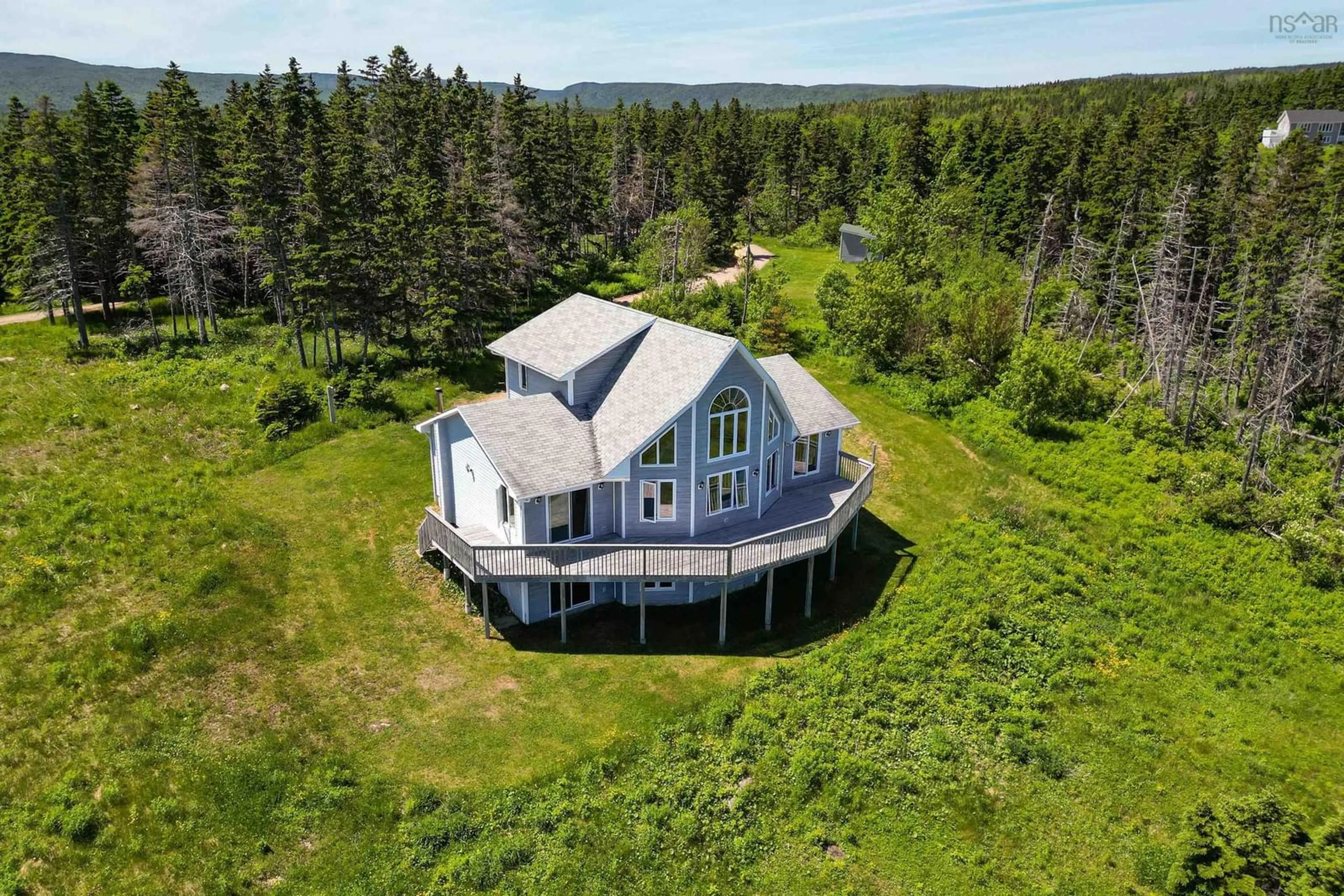 Cottage for 35849 Cabot Trail Rd, Ingonish Nova Scotia B0C 1K0