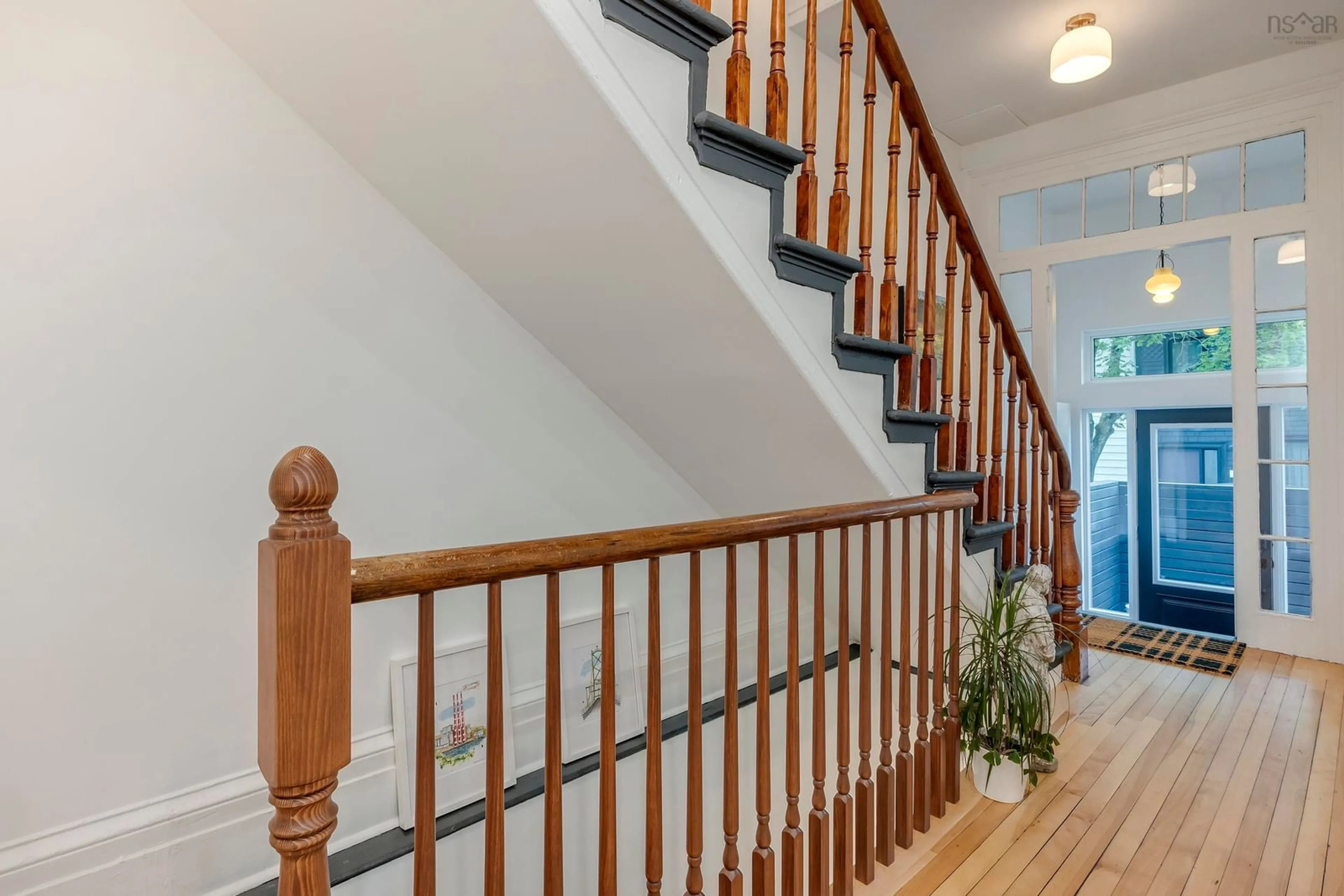 Stairs for 2096 Maynard St, Halifax Nova Scotia B3K 3T4