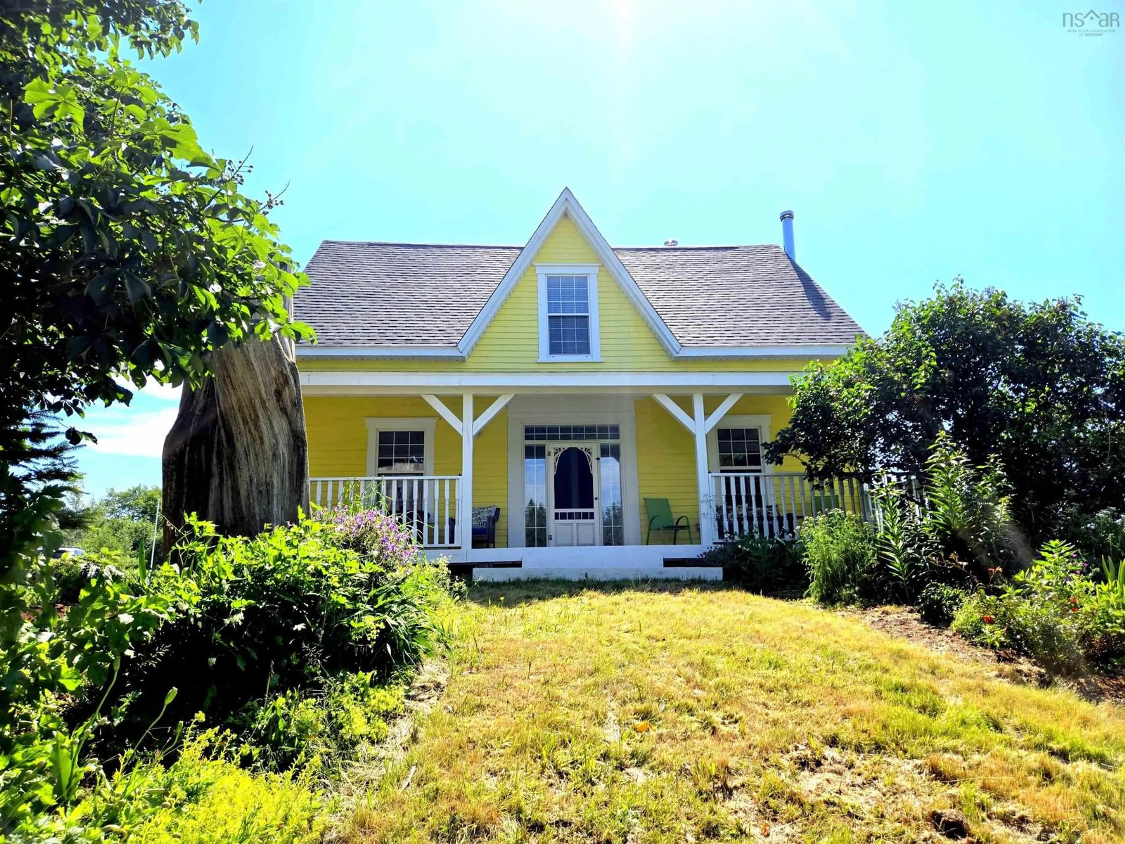 Cottage for 970 Highway 204, Brookdale Nova Scotia B4H 3Y1