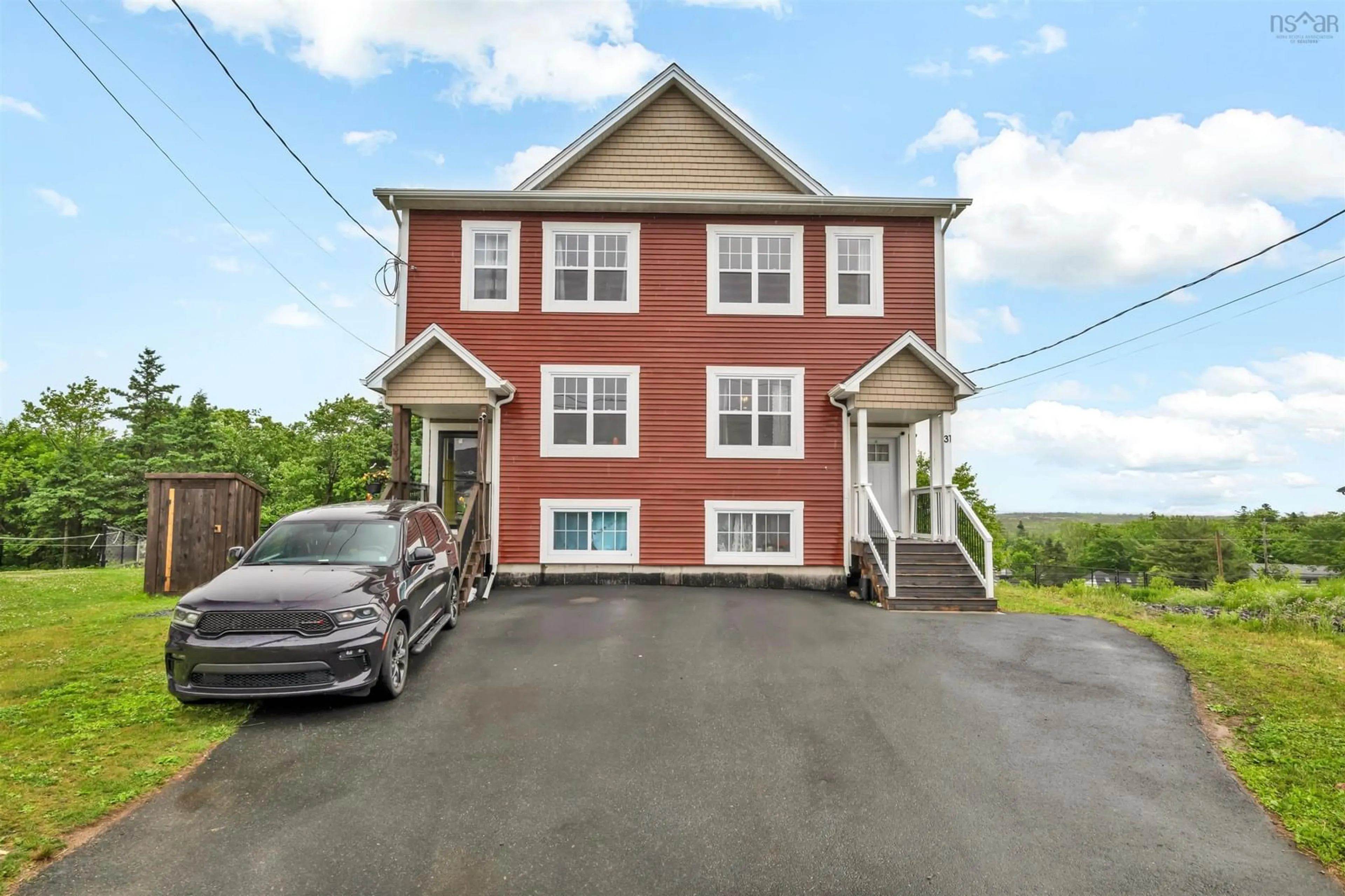 A pic from exterior of the house or condo for 33 Chambers Crt, Halifax Nova Scotia B3R 0C6