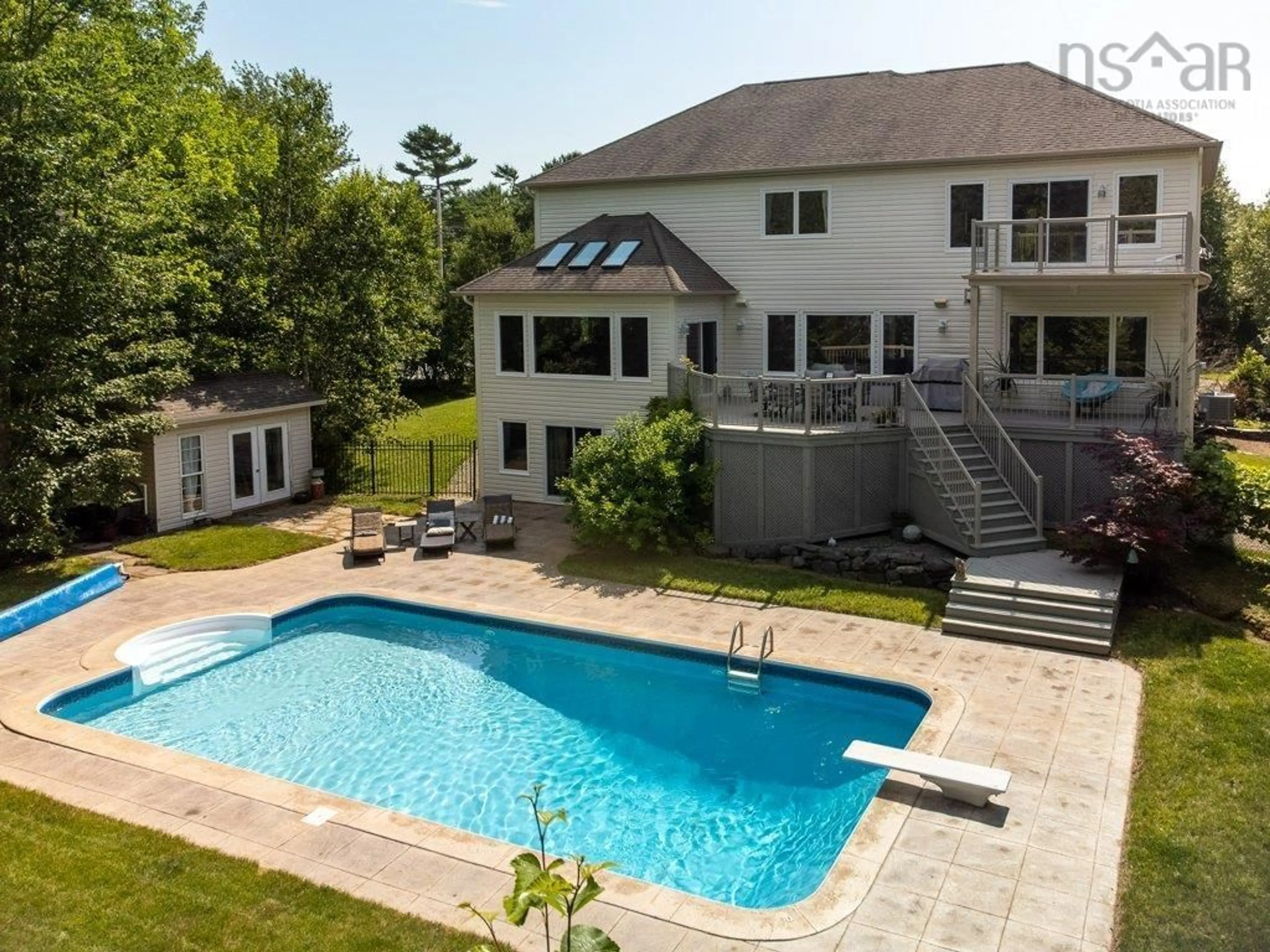 Indoor or outdoor pool for 116 Canterbury Lane, Fall River Nova Scotia B2T 1A4