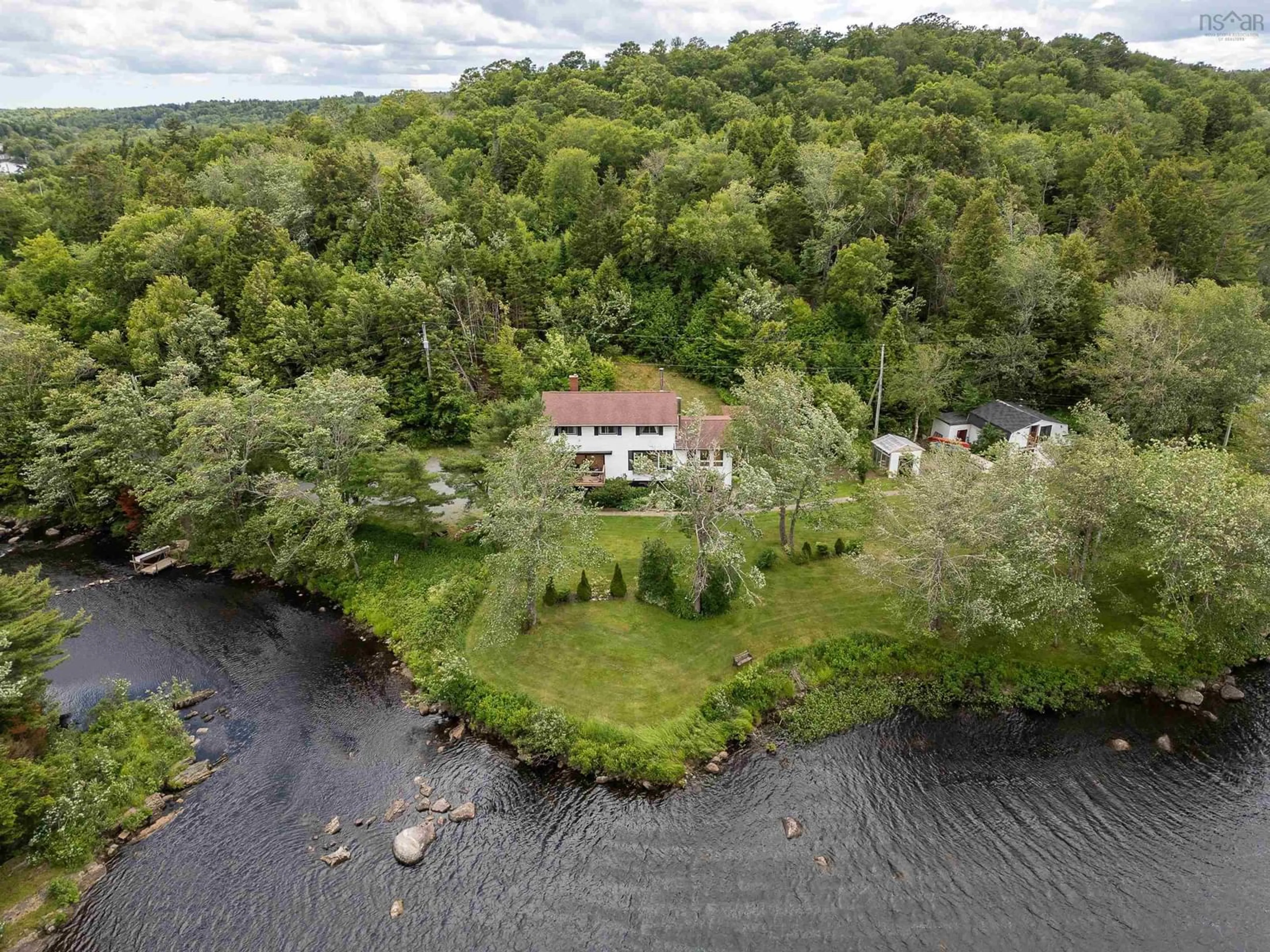 Cottage for 20 Kings Way, Lake Echo Nova Scotia B3E 1N1