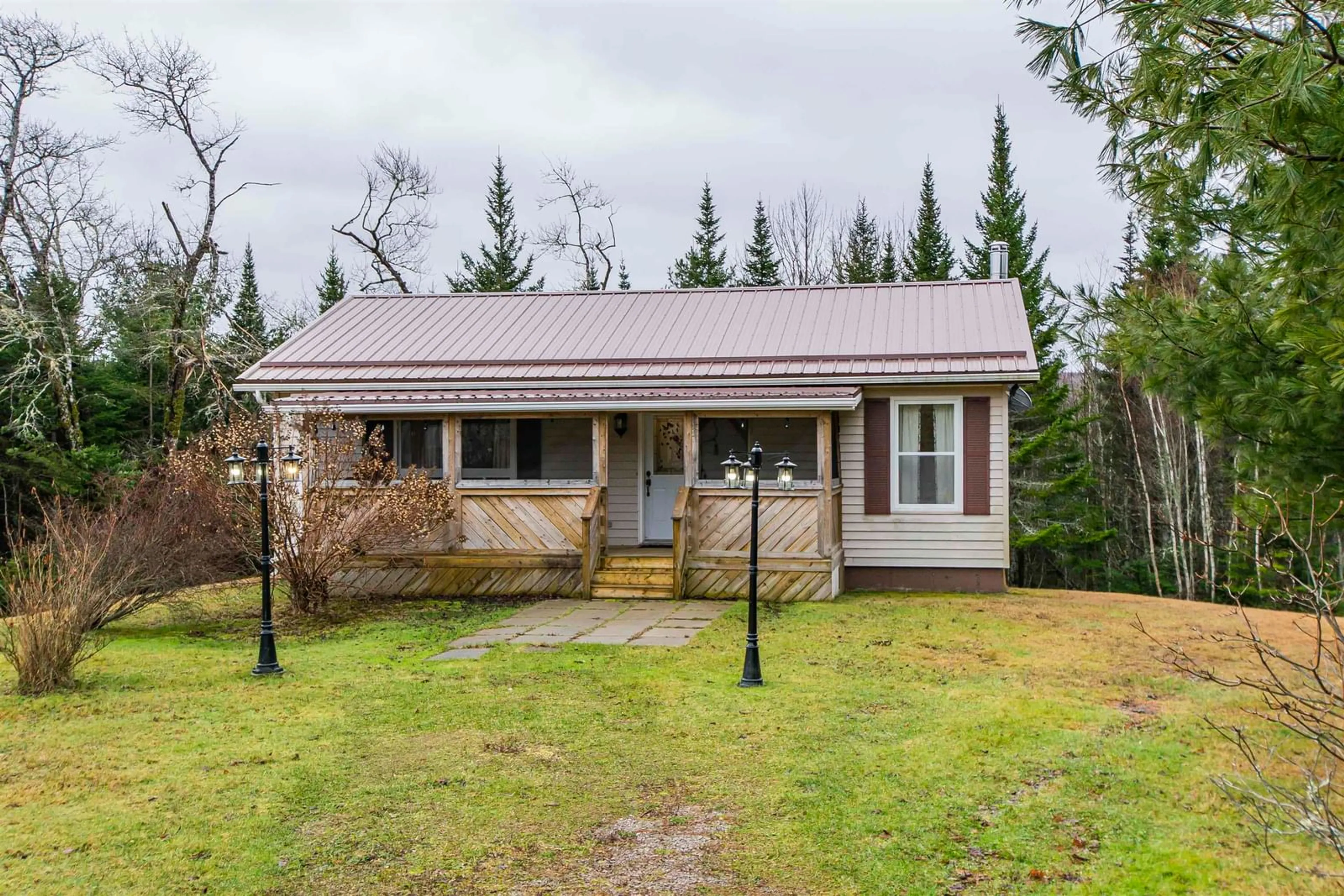 Cottage for 4450 Highway 348, Smithfield Nova Scotia B0H 1E0