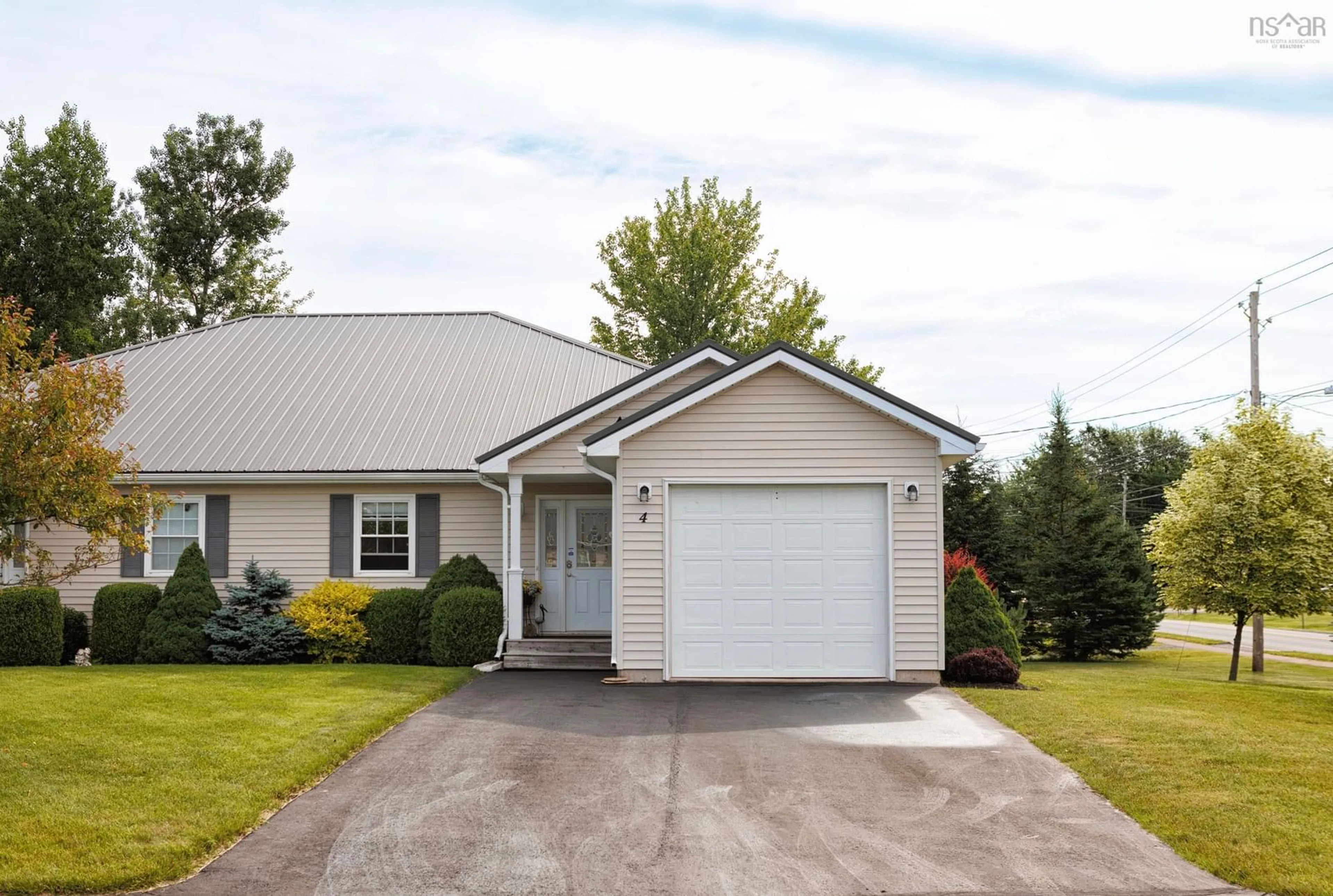 Frontside or backside of a home for 4 Chelsea Crt, Bible Hill Nova Scotia B2N 0A3