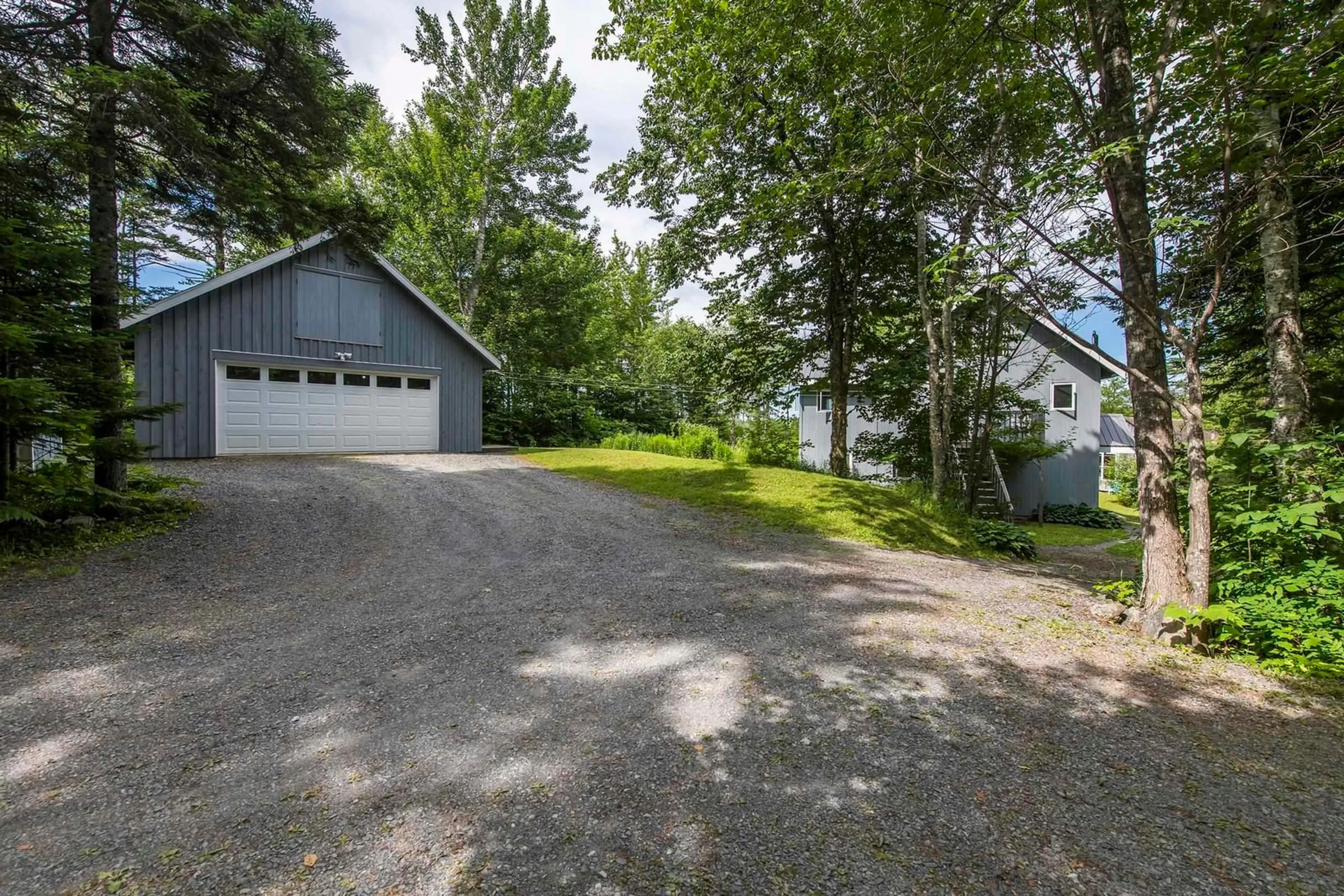 Cottage for 725 Lakeside Dr, Tupper Lake Nova Scotia B0P 1G0