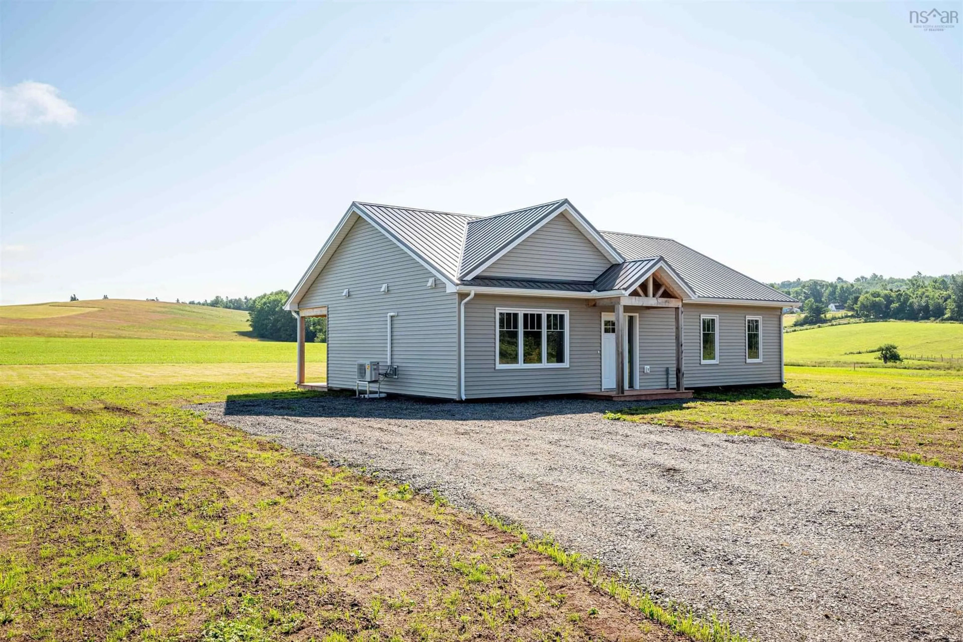 Outside view for 350 Highway 215, Newport Corner Nova Scotia B0N 1L0