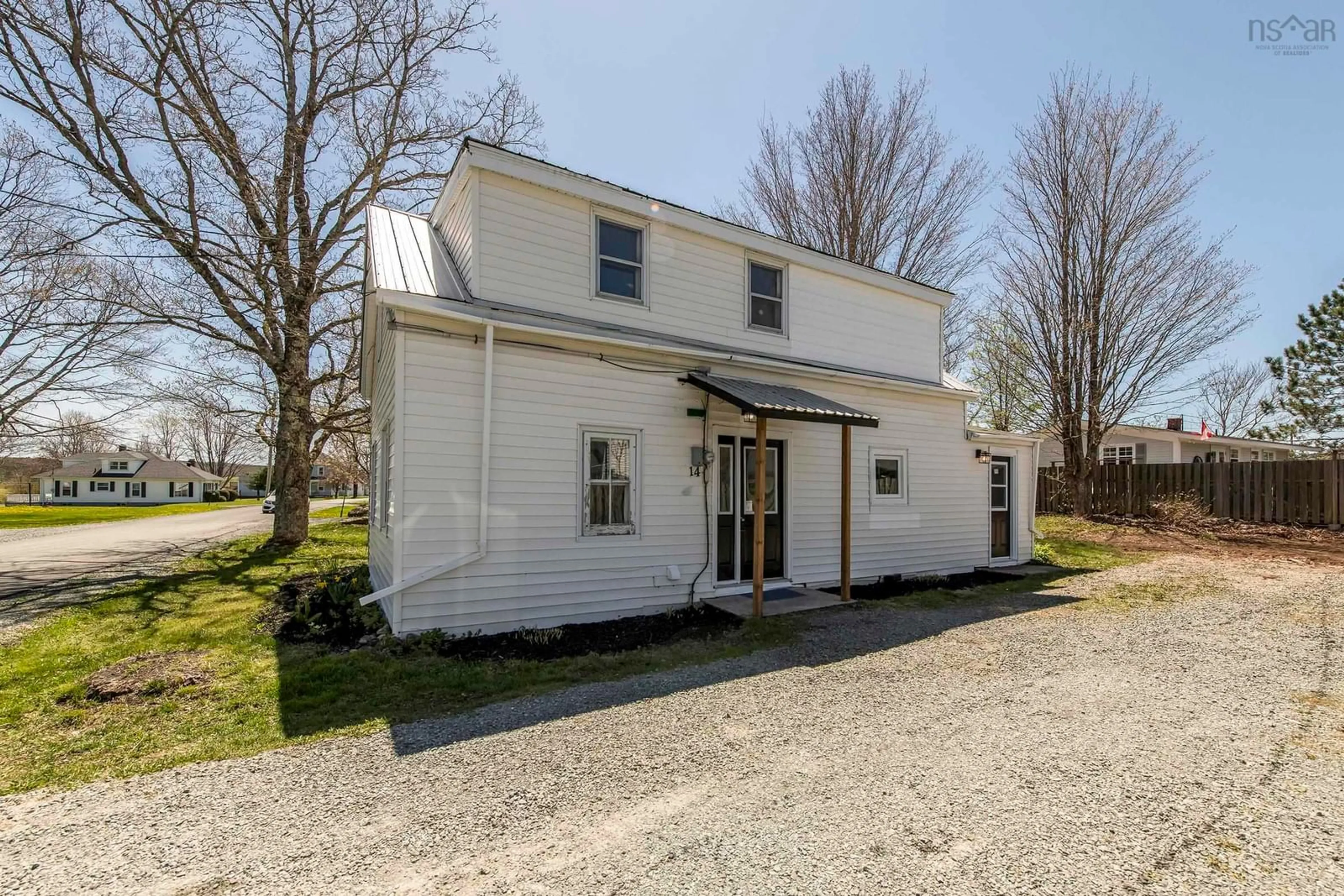 Cottage for 14 Hamilton Ave, Brookfield Nova Scotia B0N 1C0