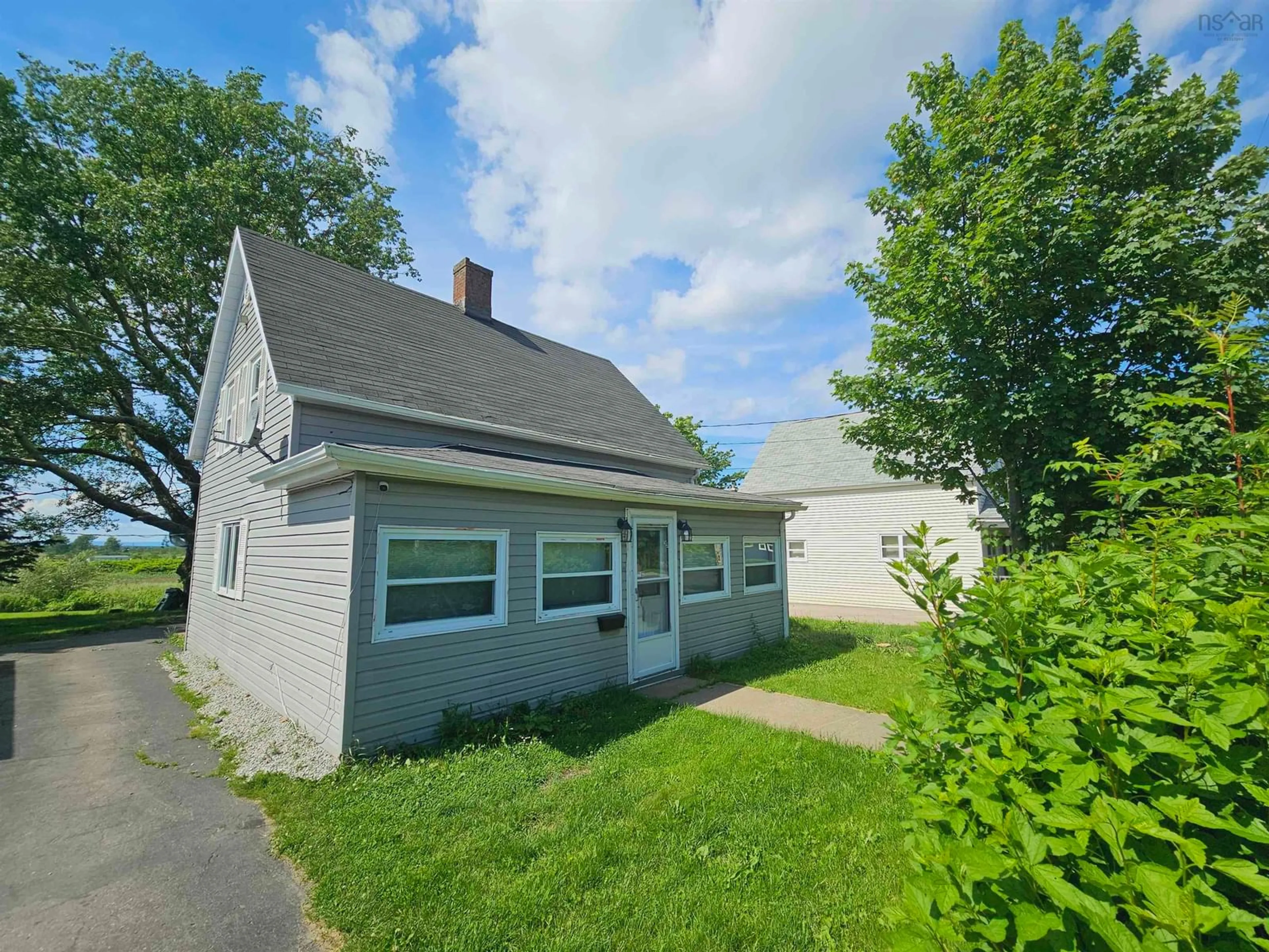 Frontside or backside of a home for 13 Convent St, Sydney Mines Nova Scotia B1V 1J6