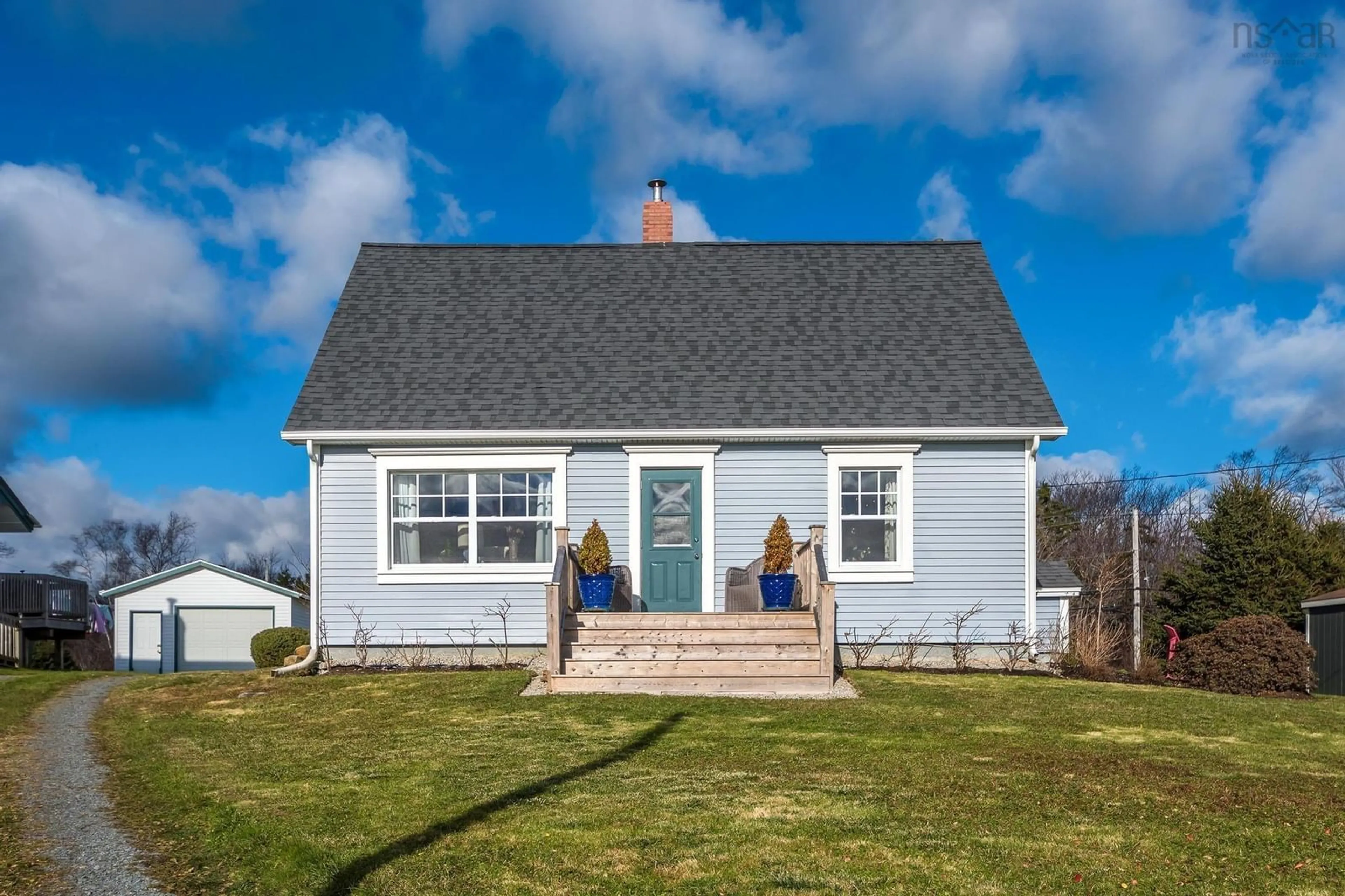 Cottage for 3382 Highway 332, Rose Bay Nova Scotia B0J 2X0