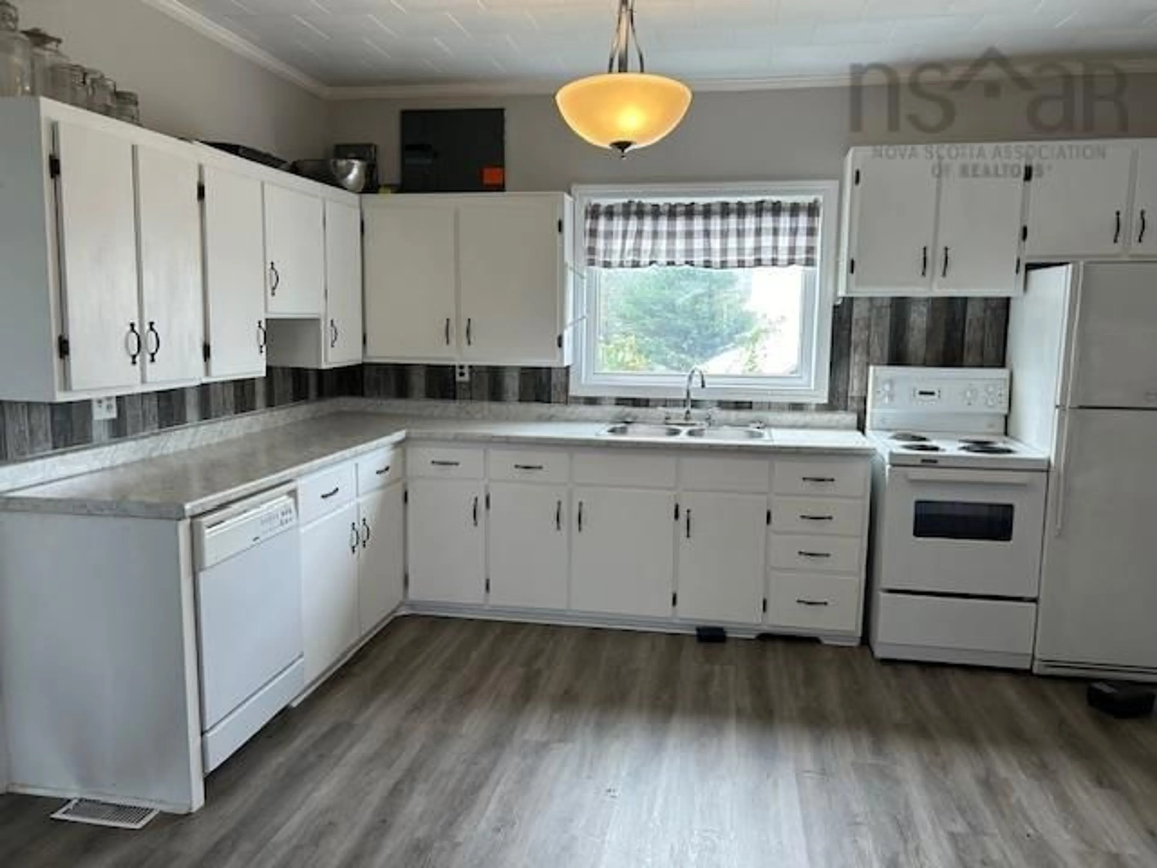 Standard kitchen for 710 Bear Point Rd, Bear Point Nova Scotia B0W 3B0