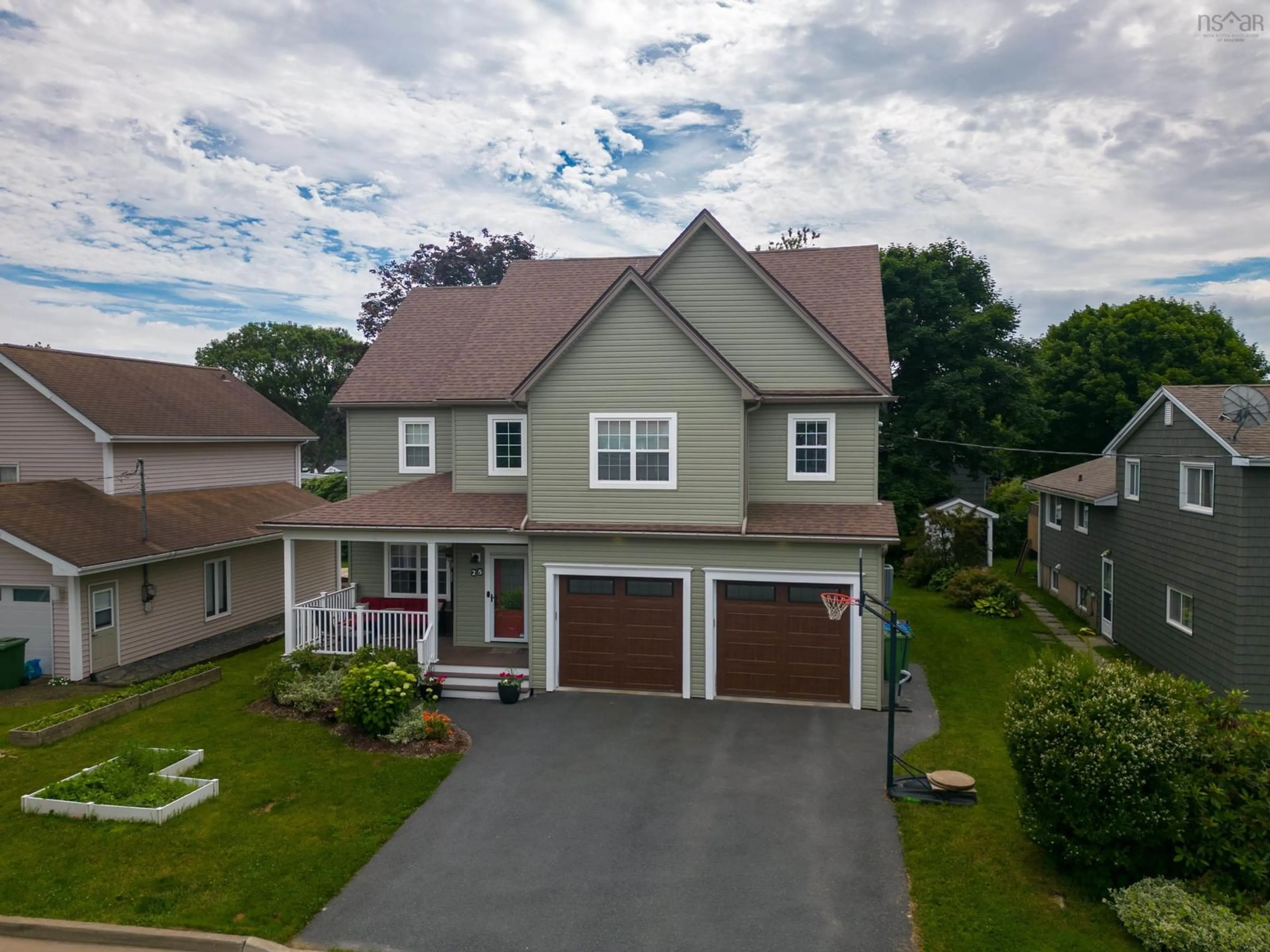 Frontside or backside of a home for 25 Richards Dr, Dartmouth Nova Scotia B3A 2P1