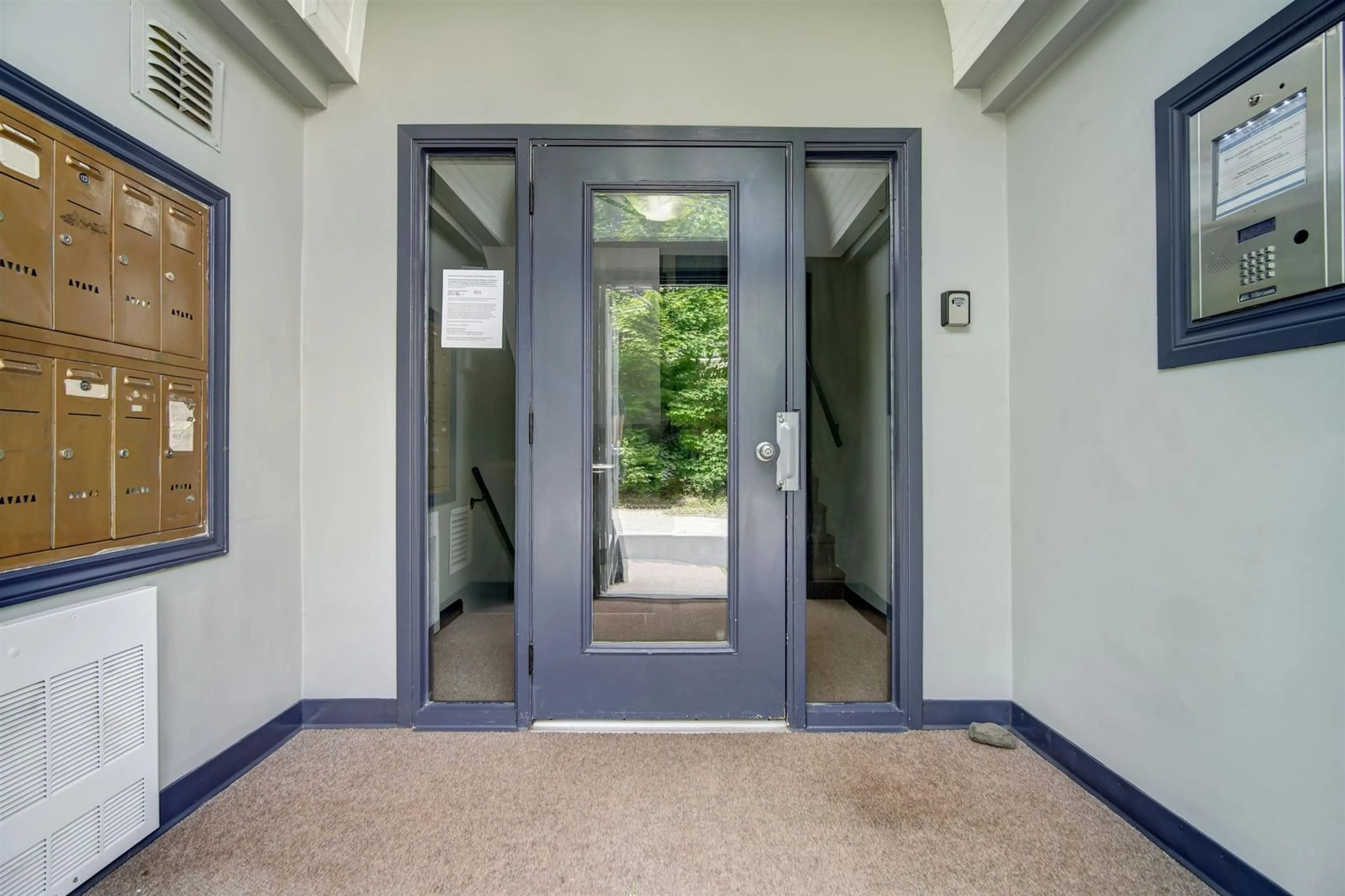 Indoor entryway, cement floor for 118 Rutledge St #209, Bedford Nova Scotia B4A 1X6