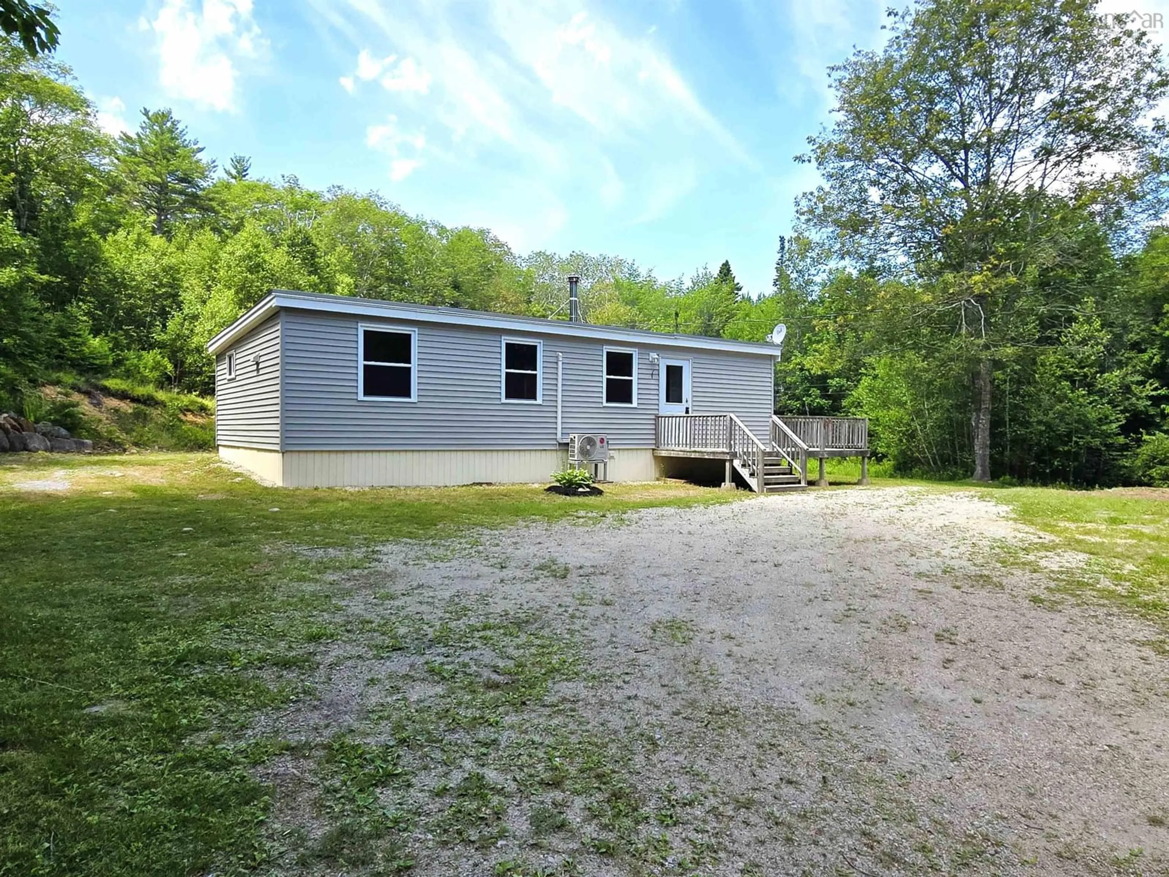 Cottage for 364 Sleepy Hollow Rd, Oakland Nova Scotia B0J 2E0