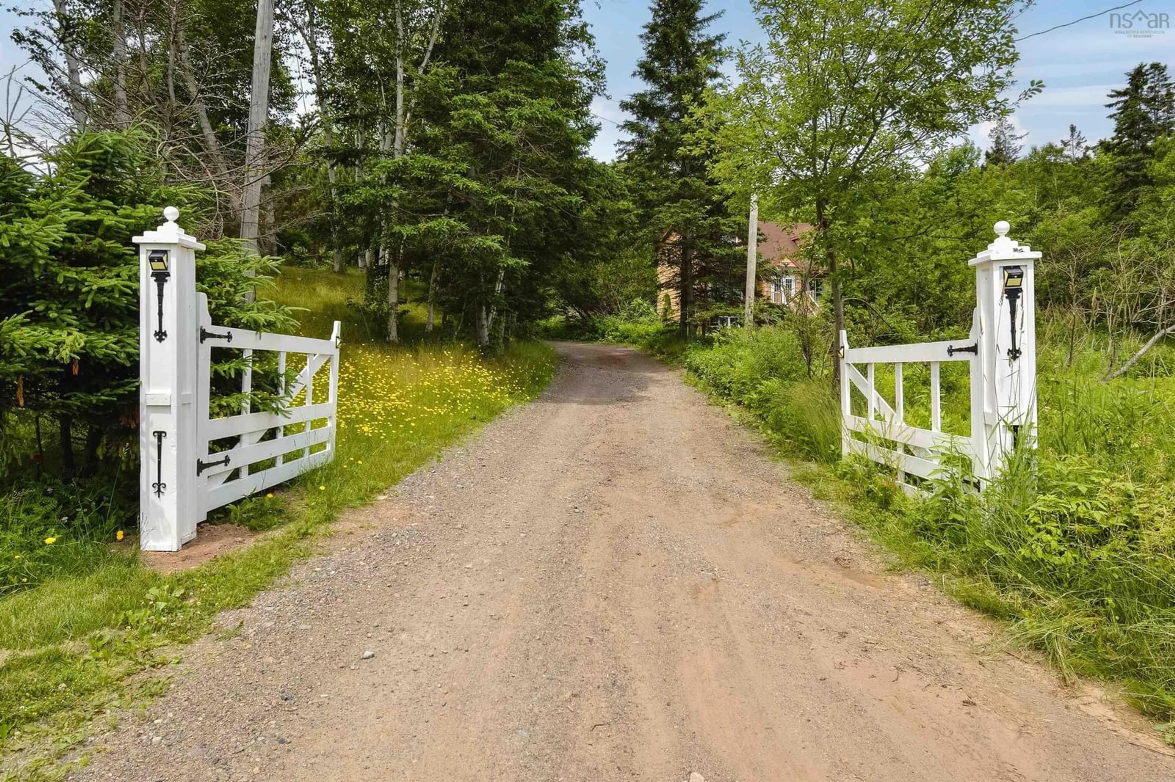 Cottage for 21 Macgillivery Lane, Northside East Bay Nova Scotia B1J 1H5