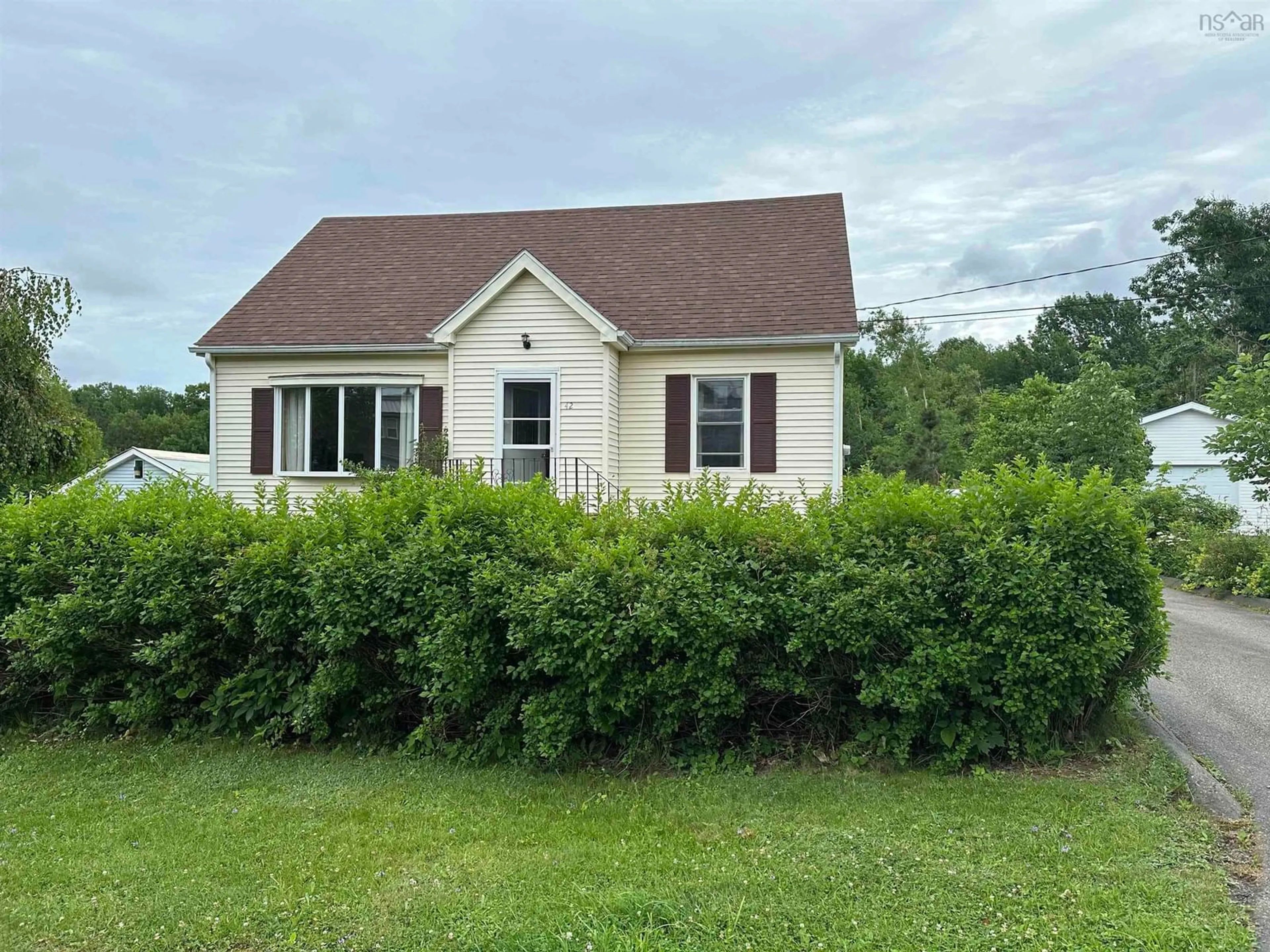 Frontside or backside of a home for 42 Fifth St, Trenton Nova Scotia B0K 1X0