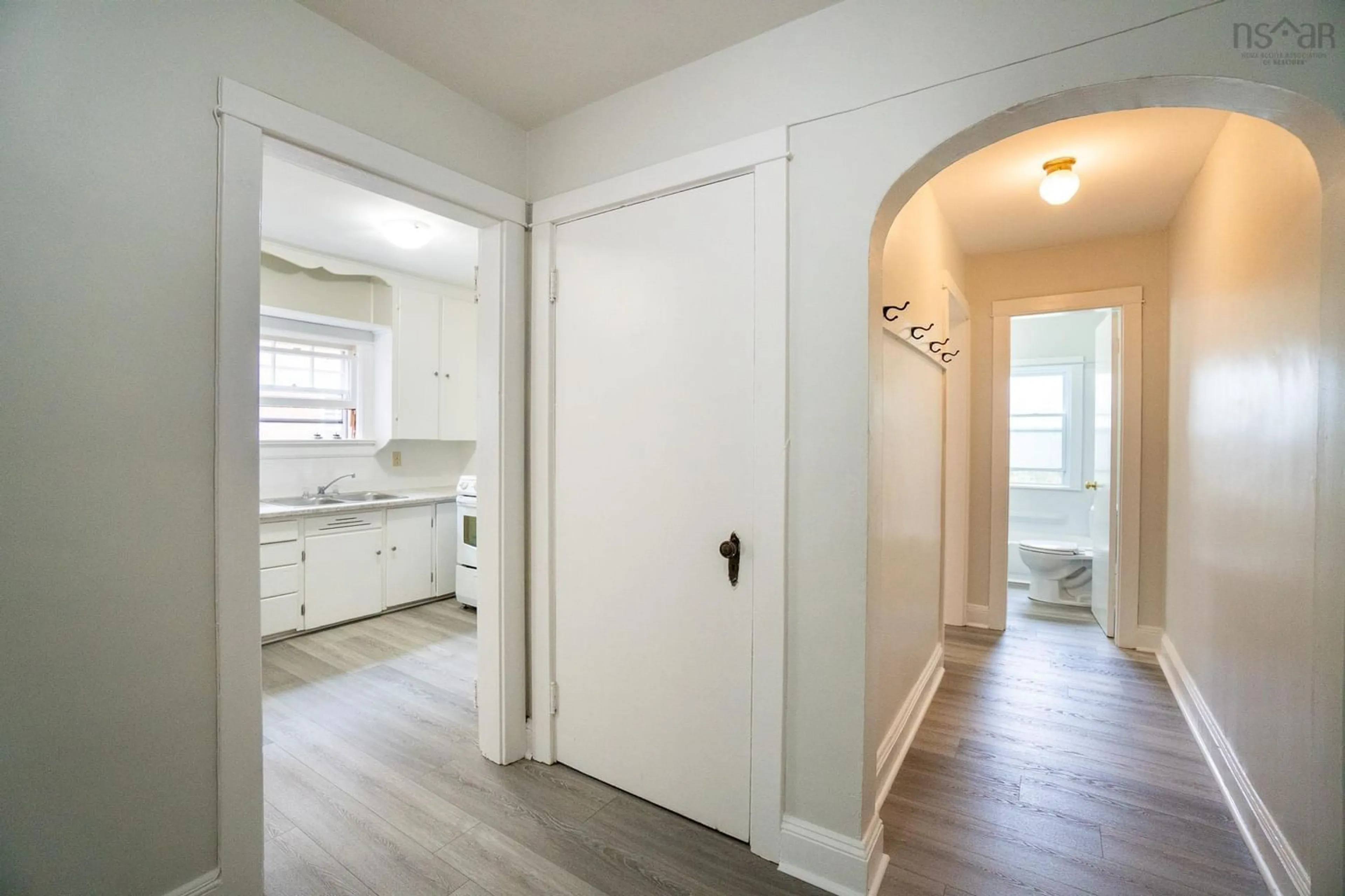 Indoor entryway for 17 & 19 Selfridge St, Kentville Nova Scotia B4N 1S1