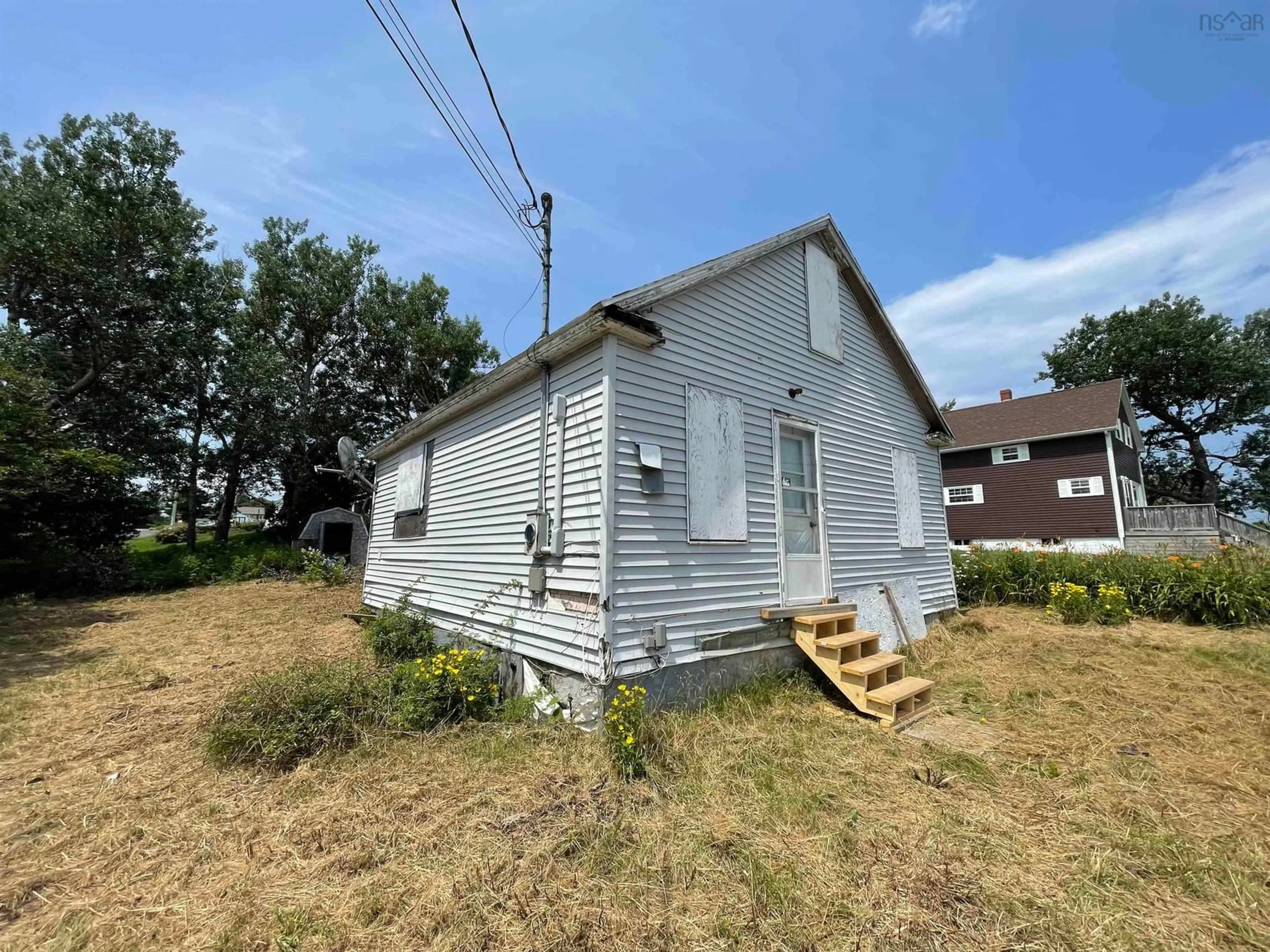 Frontside or backside of a home for 285 Curran St, New Waterford Nova Scotia B1H 2Z9