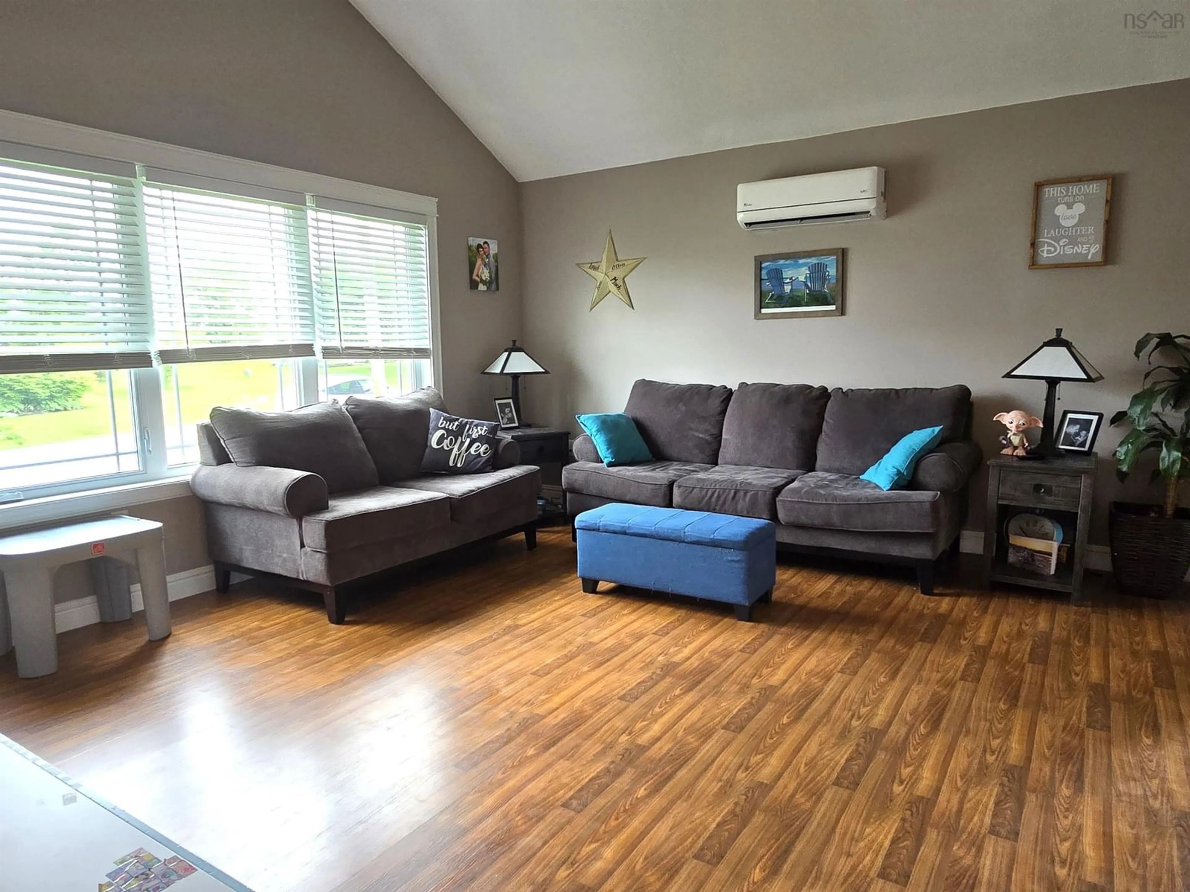 Living room for 33 Windcrest Ave, Stewiacke Nova Scotia B0N 2J0