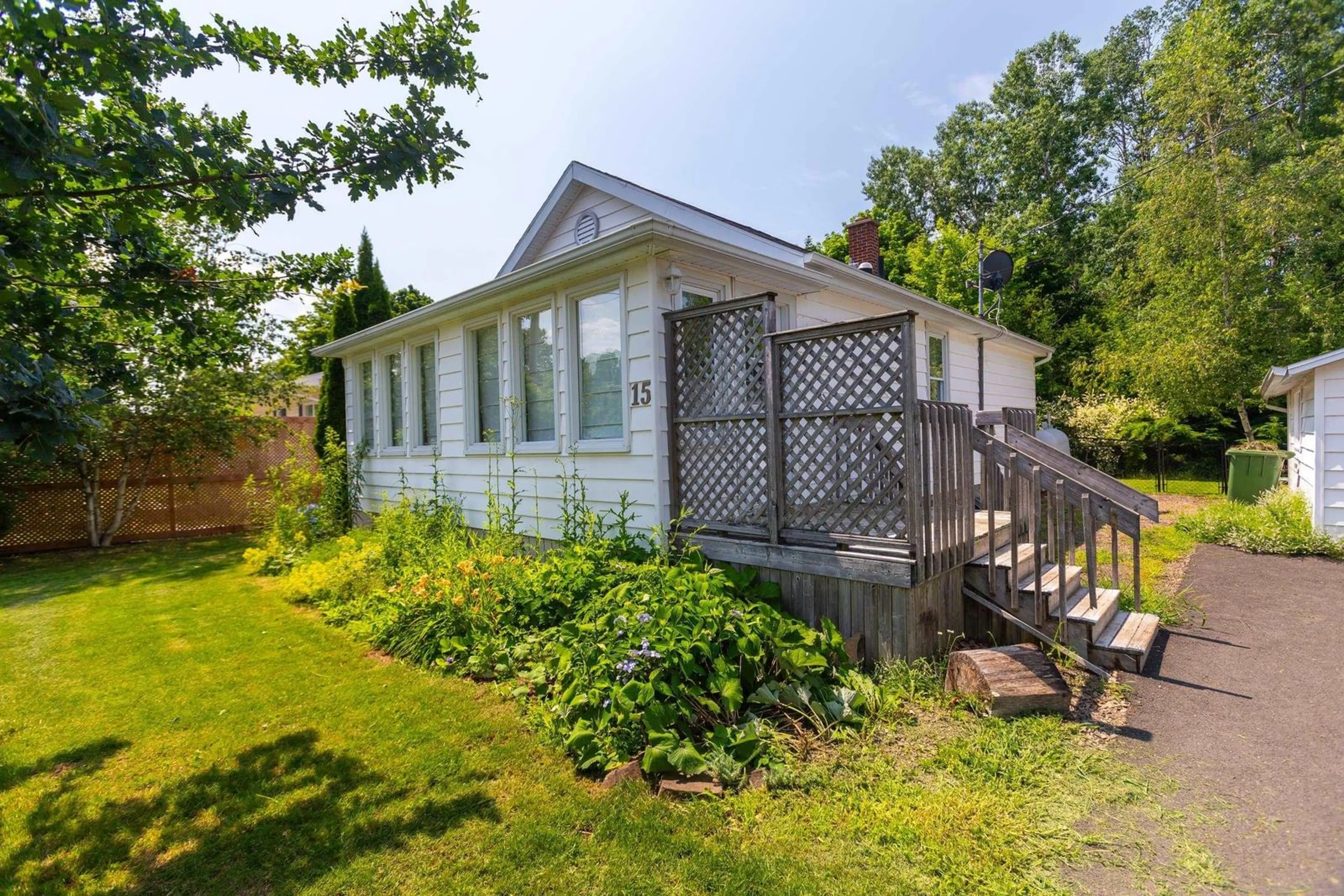 Cottage for 15 Victoria St, Middleton Nova Scotia B0S 1P0