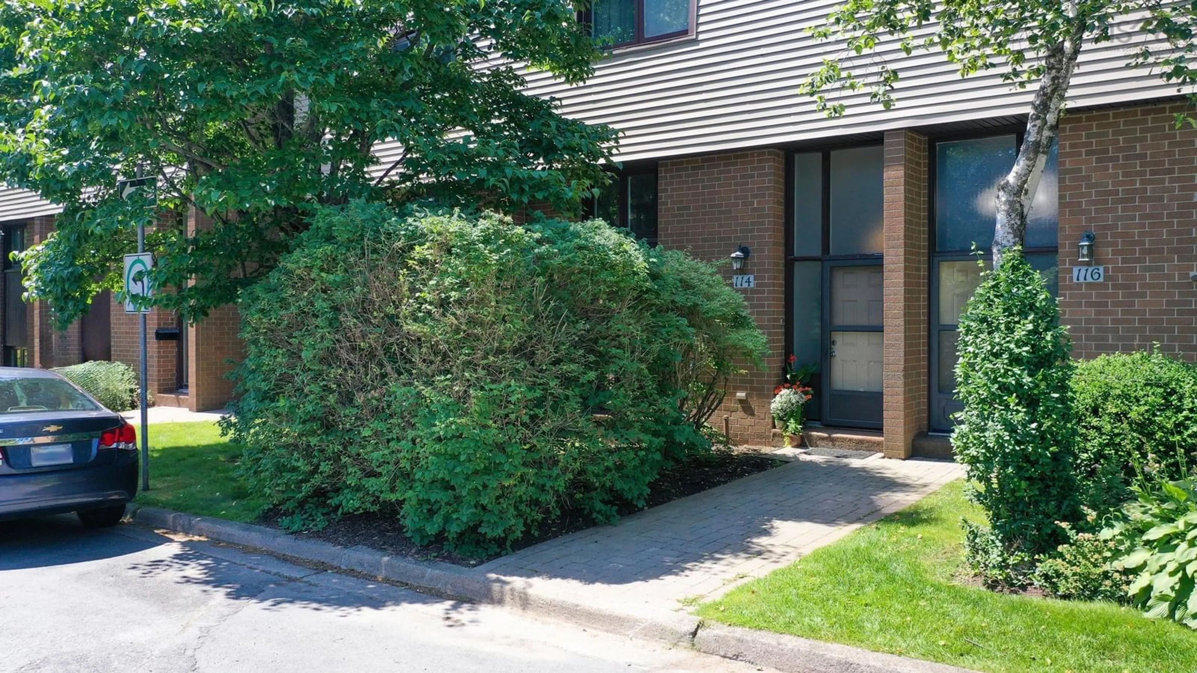 A pic from exterior of the house or condo for 114 Forestside Cres, Halifax Nova Scotia B3M 1M4