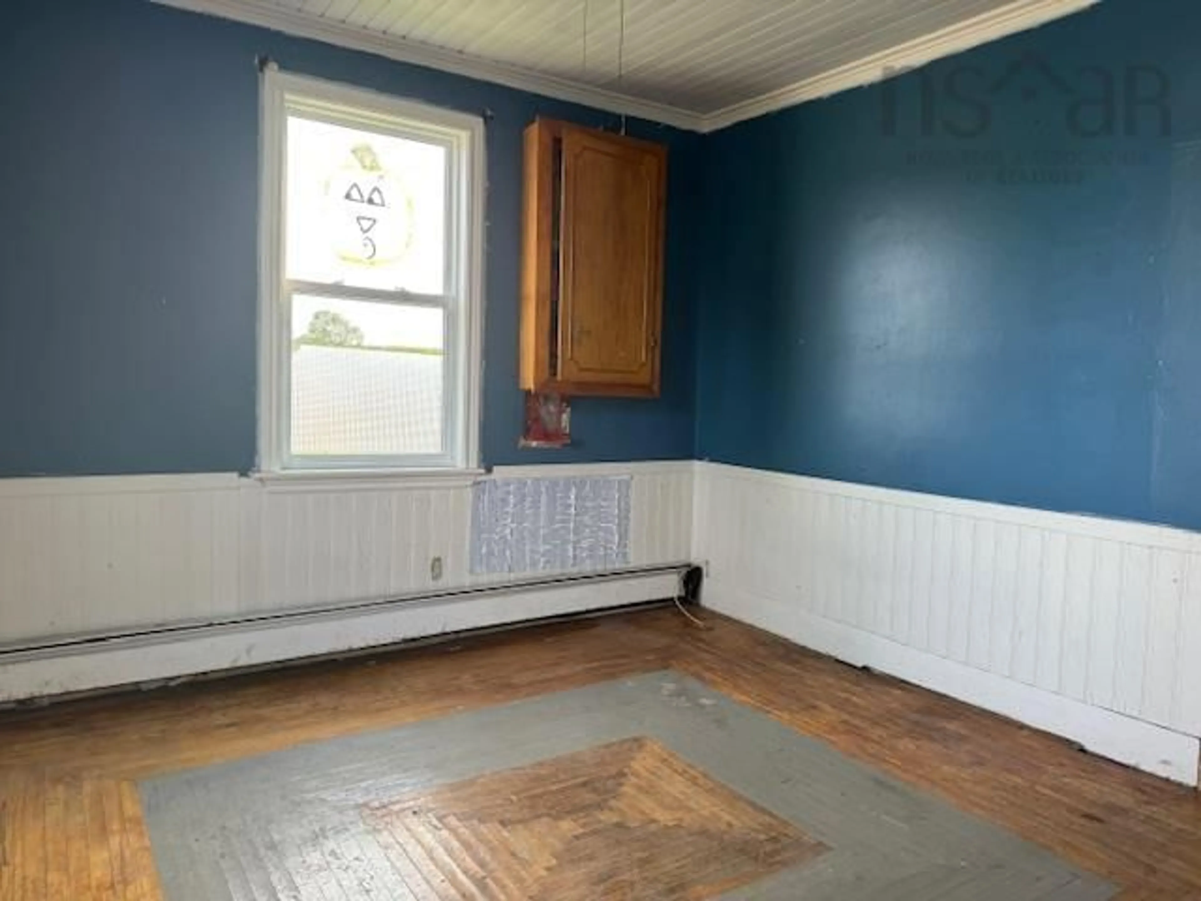 A pic of a room for 2 Stanley St, North Sydney Nova Scotia B2A 1S8