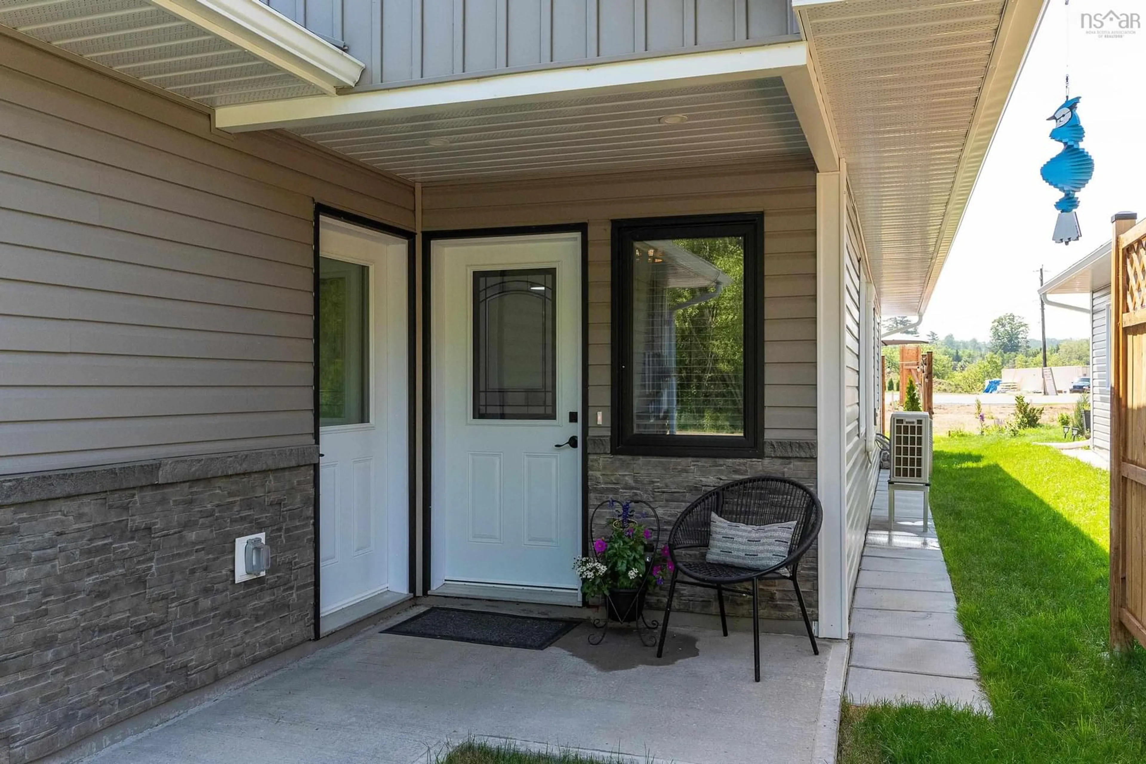 Indoor entryway for 1031 Upper Church St, North Kentville Nova Scotia B4N 3V7