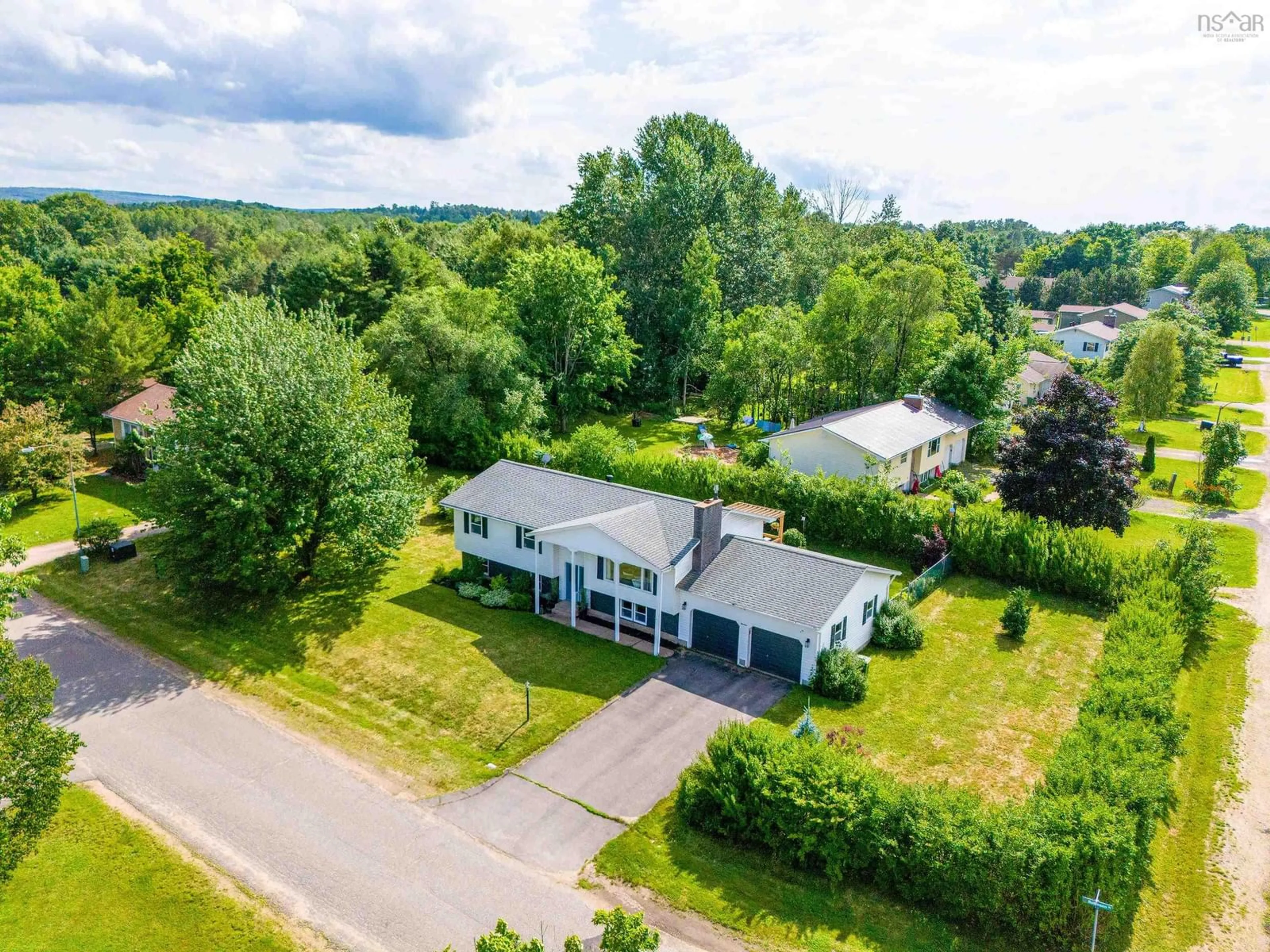 Frontside or backside of a home for 13 Robinson Dr, Berwick Nova Scotia B0P 1E0