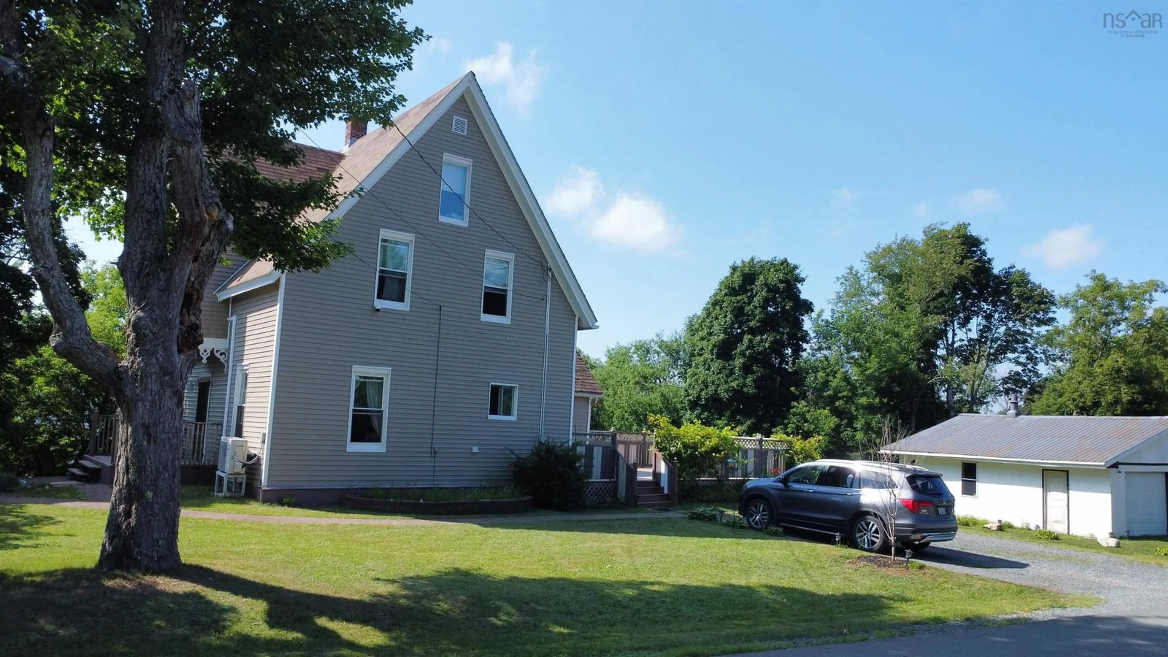 A pic from exterior of the house or condo for 73 Horton St, Oxford Nova Scotia B0M 1P0