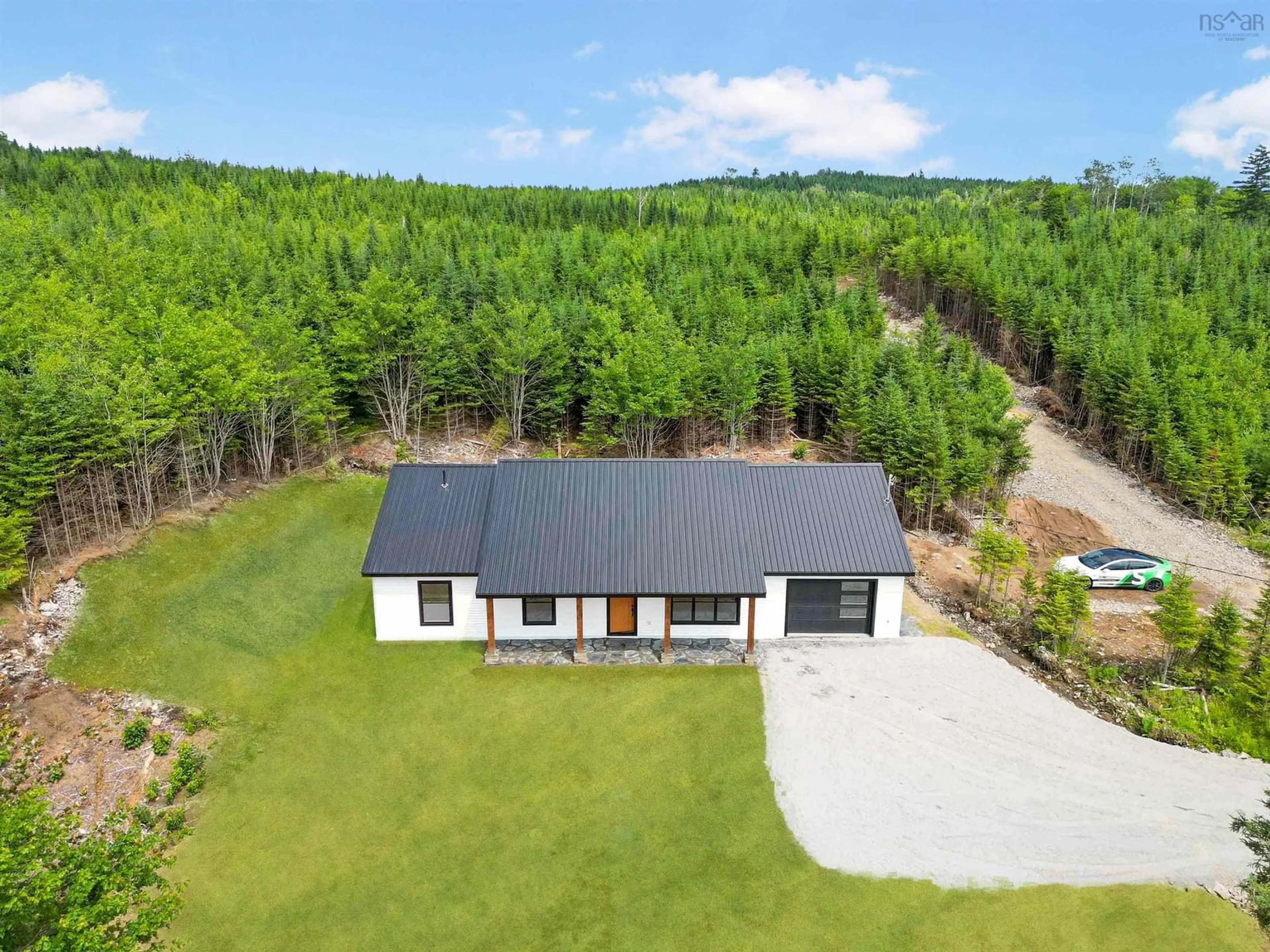 Cottage for 1172 South Rawdon Rd, Rawdon Nova Scotia B0N 1Z0