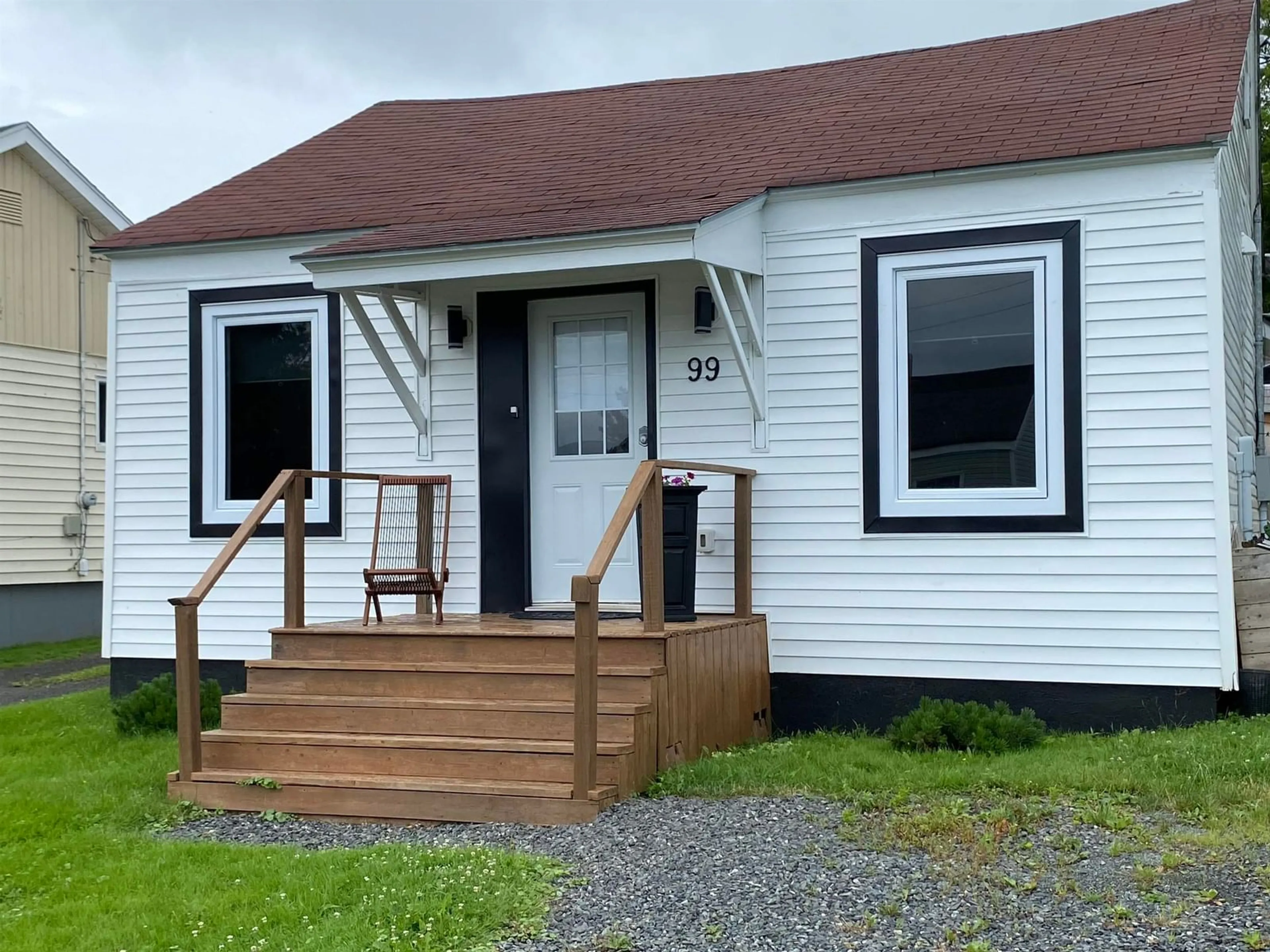 Outside view for 99 Cedar St, Pictou Nova Scotia B0K 1H0