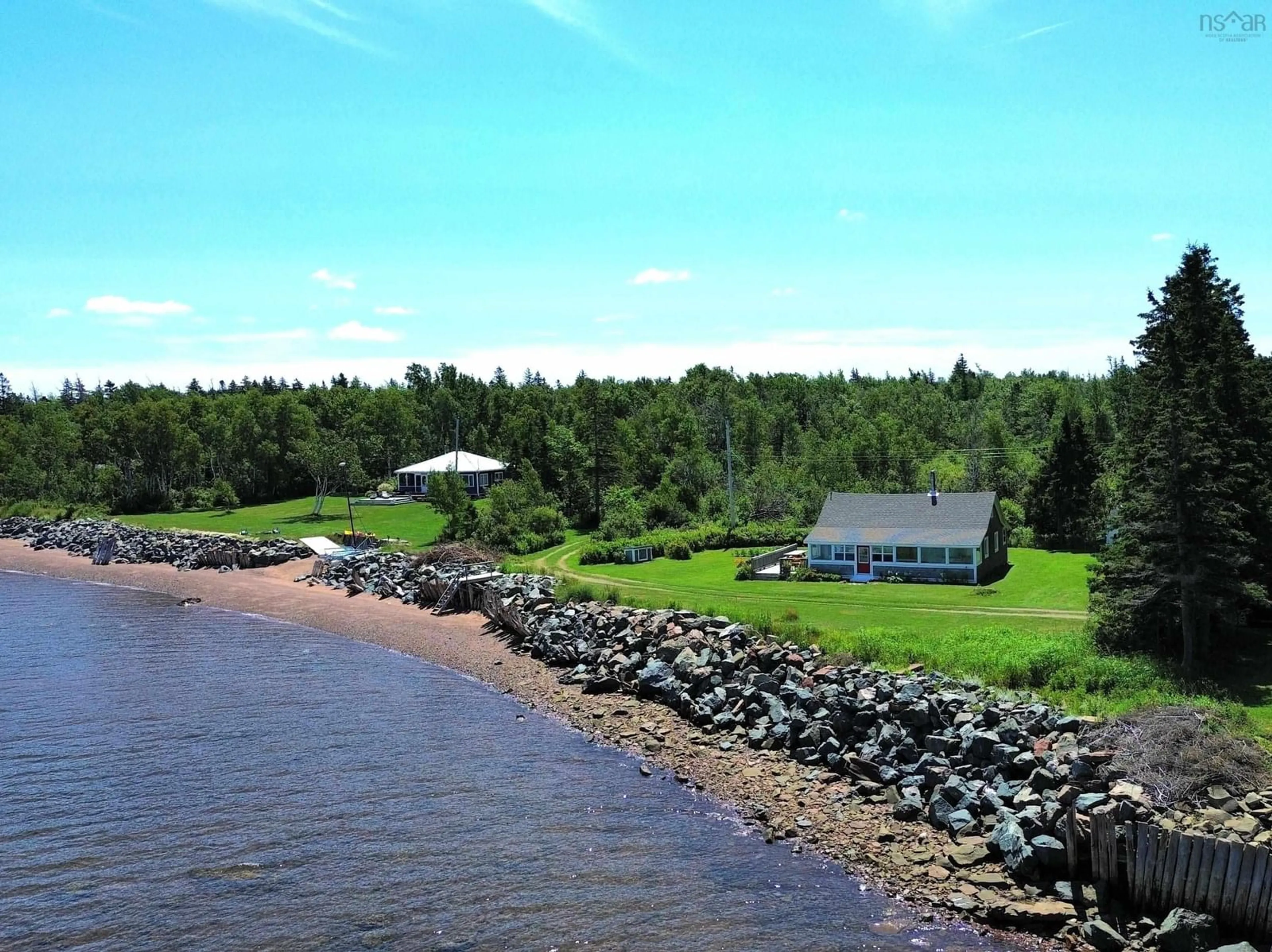 Cottage for 160 Oxley Beach Rd, Tidnish Cross Roads Nova Scotia B4H 3X9