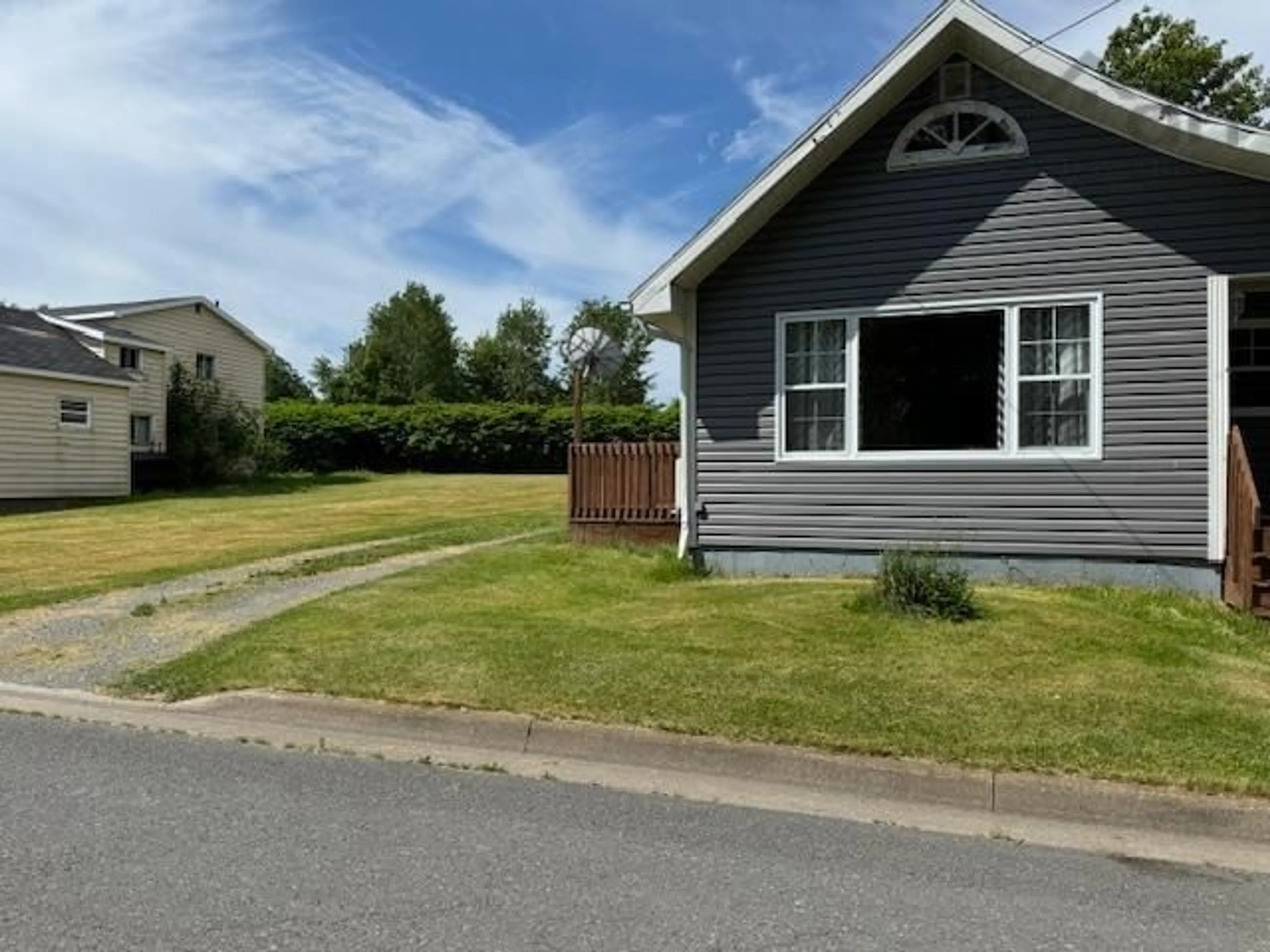 Frontside or backside of a home for 4 Burchell St, Sydney Mines Nova Scotia B1V 2R1