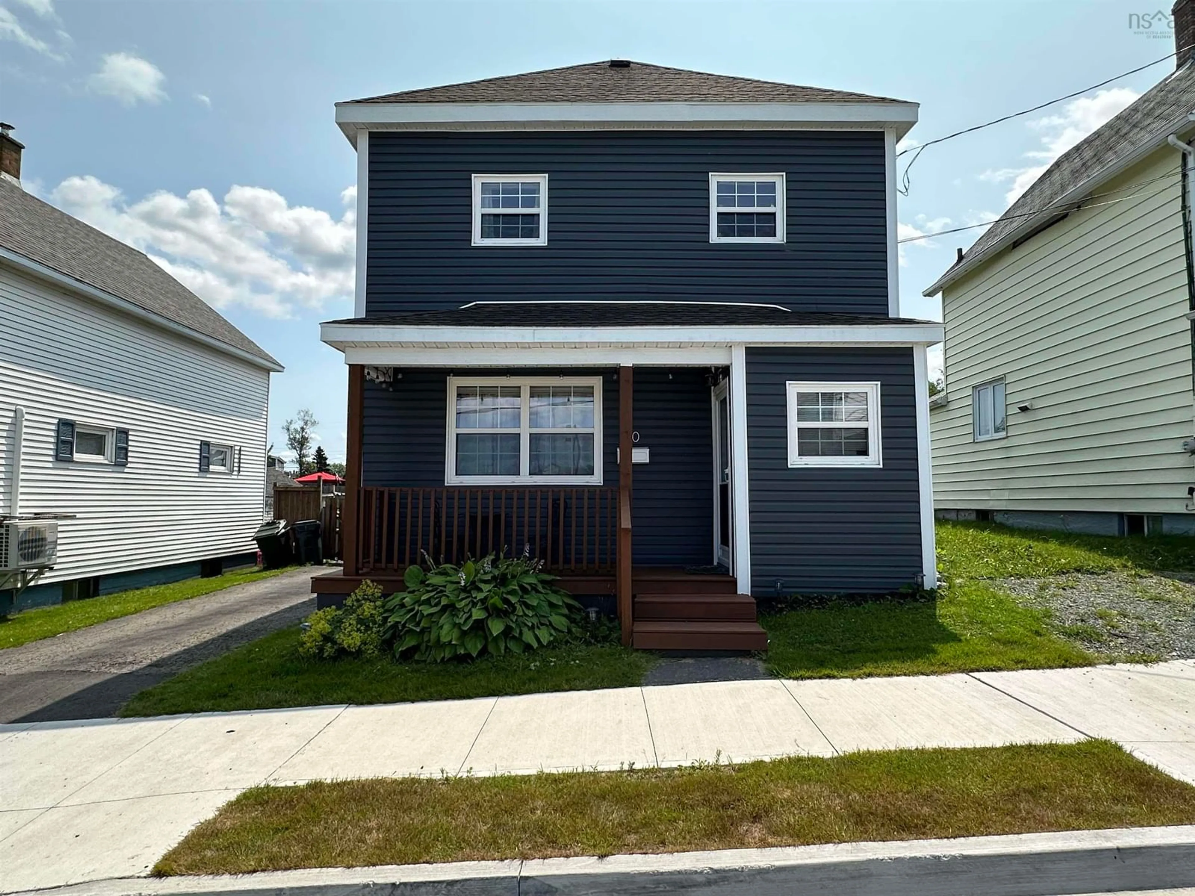 Frontside or backside of a home for 90 Bryan St, Sydney Nova Scotia B1N 2N8