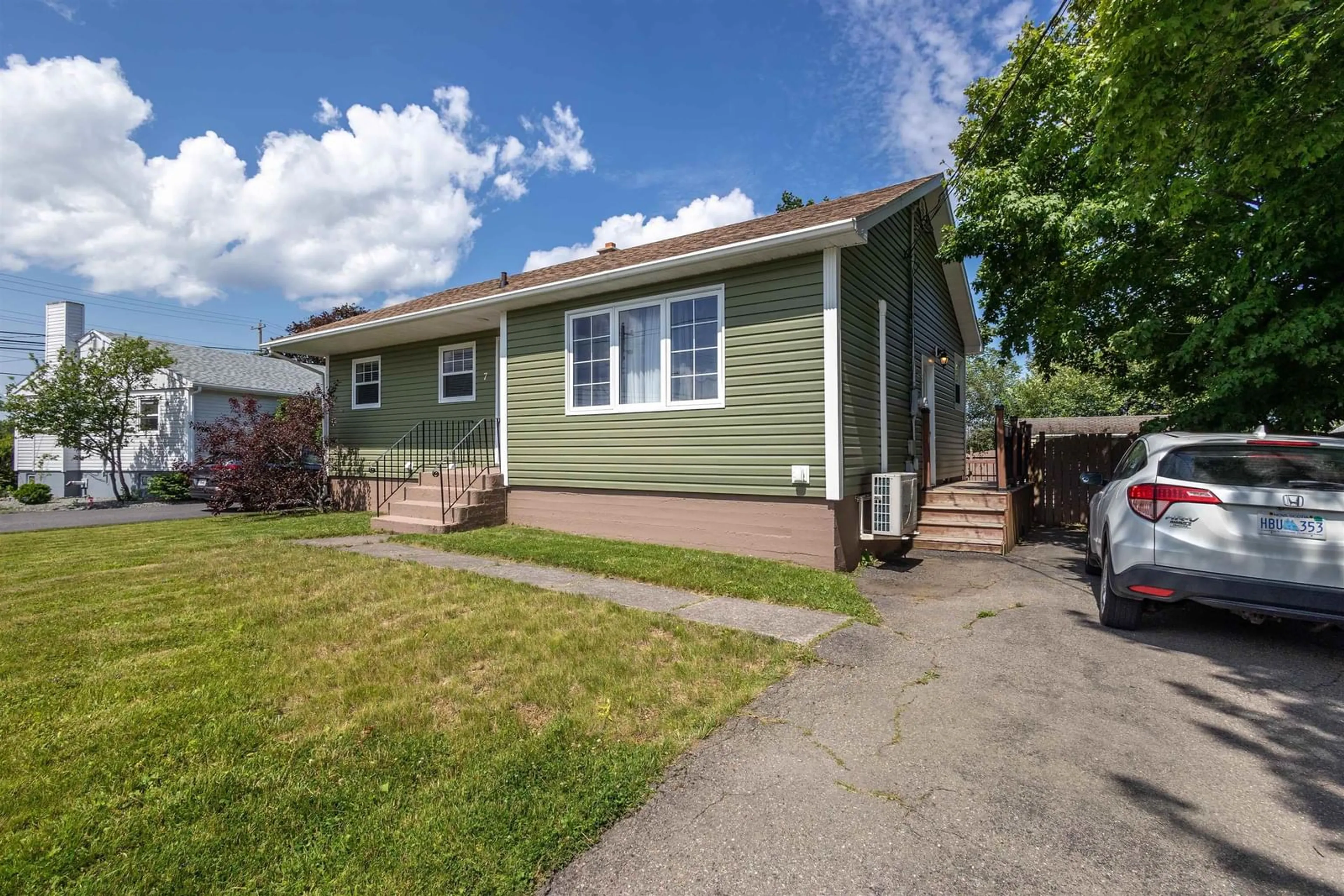 Frontside or backside of a home for 7 Waterview Dr, Sydney Nova Scotia B1R 2E6