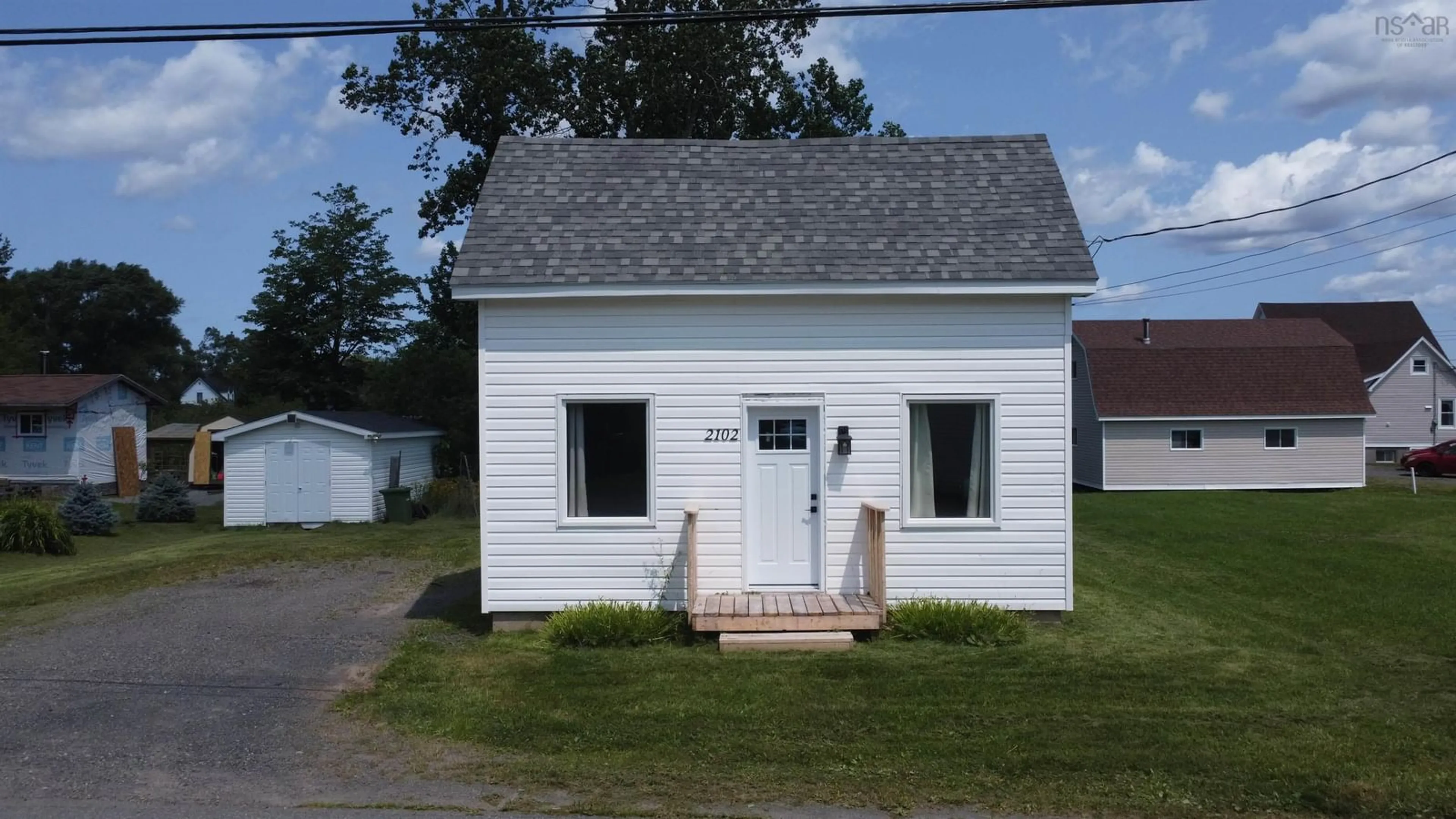 Cottage for 2102 Diamond St, Westville Nova Scotia B0K 2A0