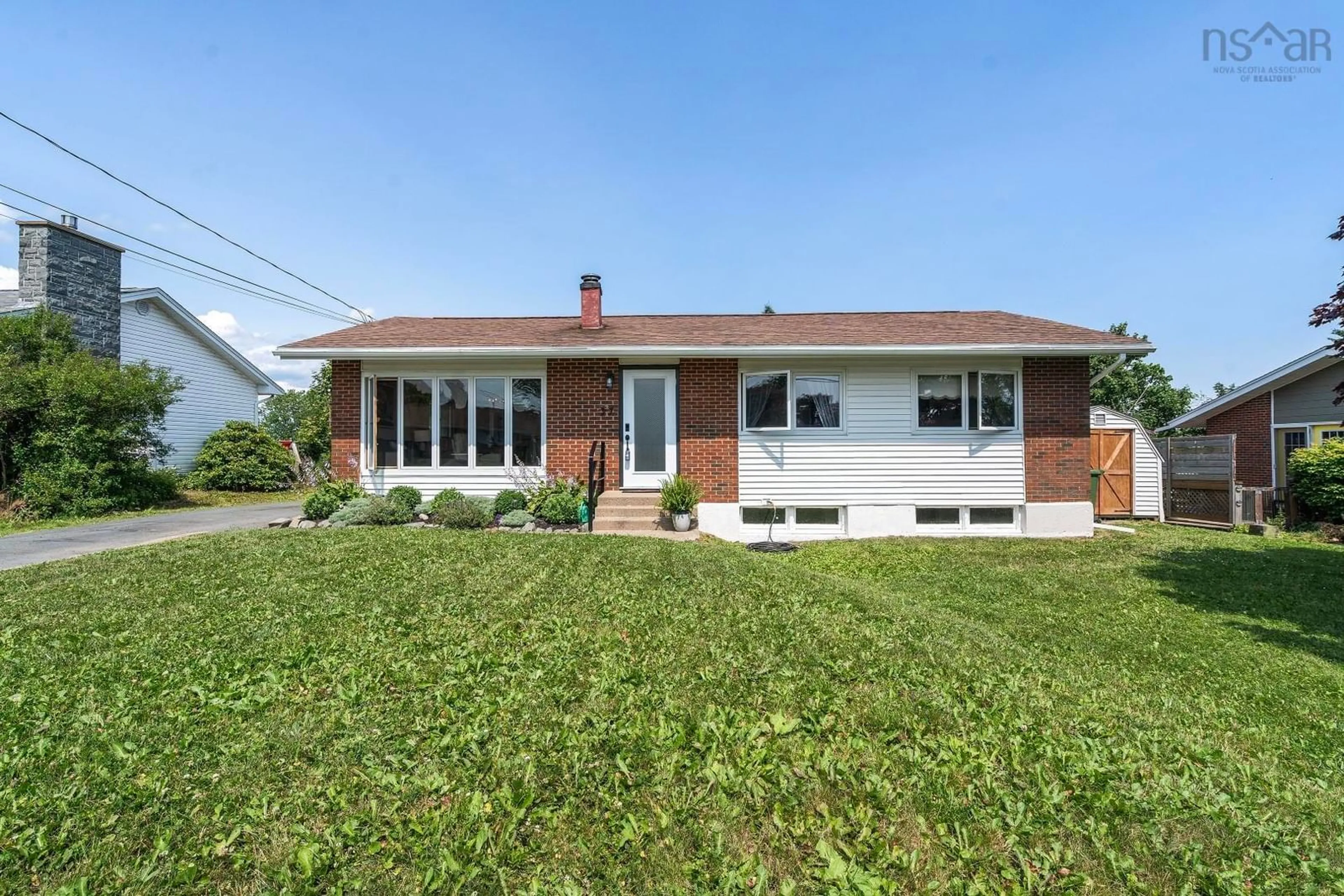 Frontside or backside of a home for 27 Swanton Dr, Dartmouth Nova Scotia B3W 2C3